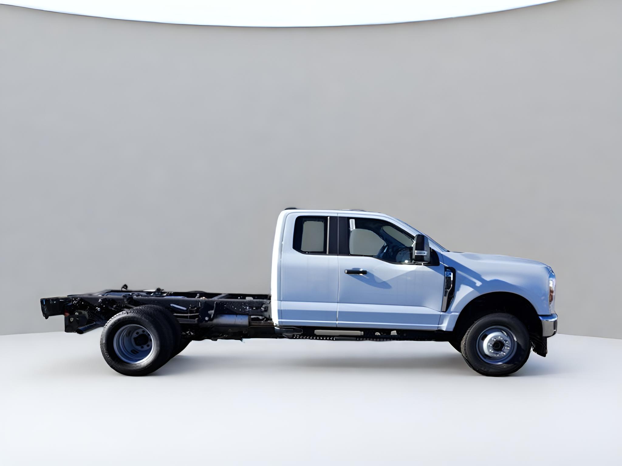 2025 Ford F-350SD XL DRW