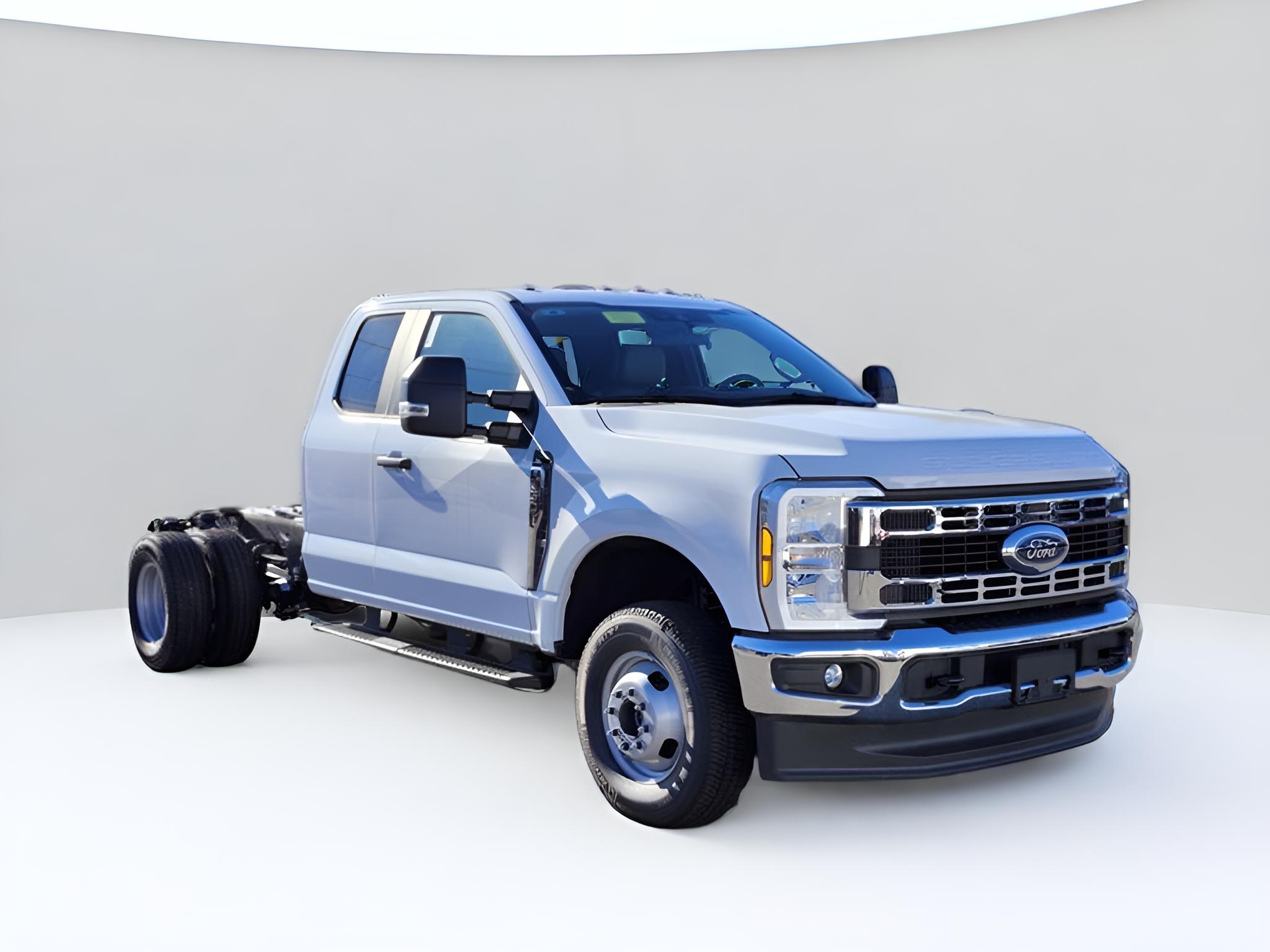 2025 Ford F-350SD XL DRW