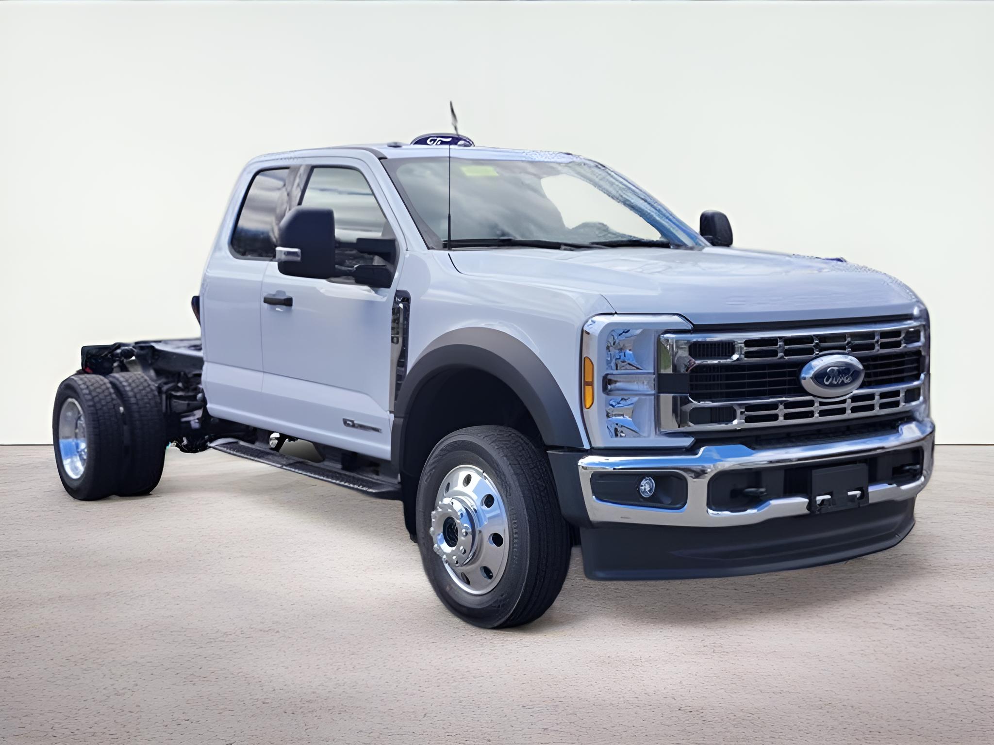 2026 Ford F-450SD XLT DRW