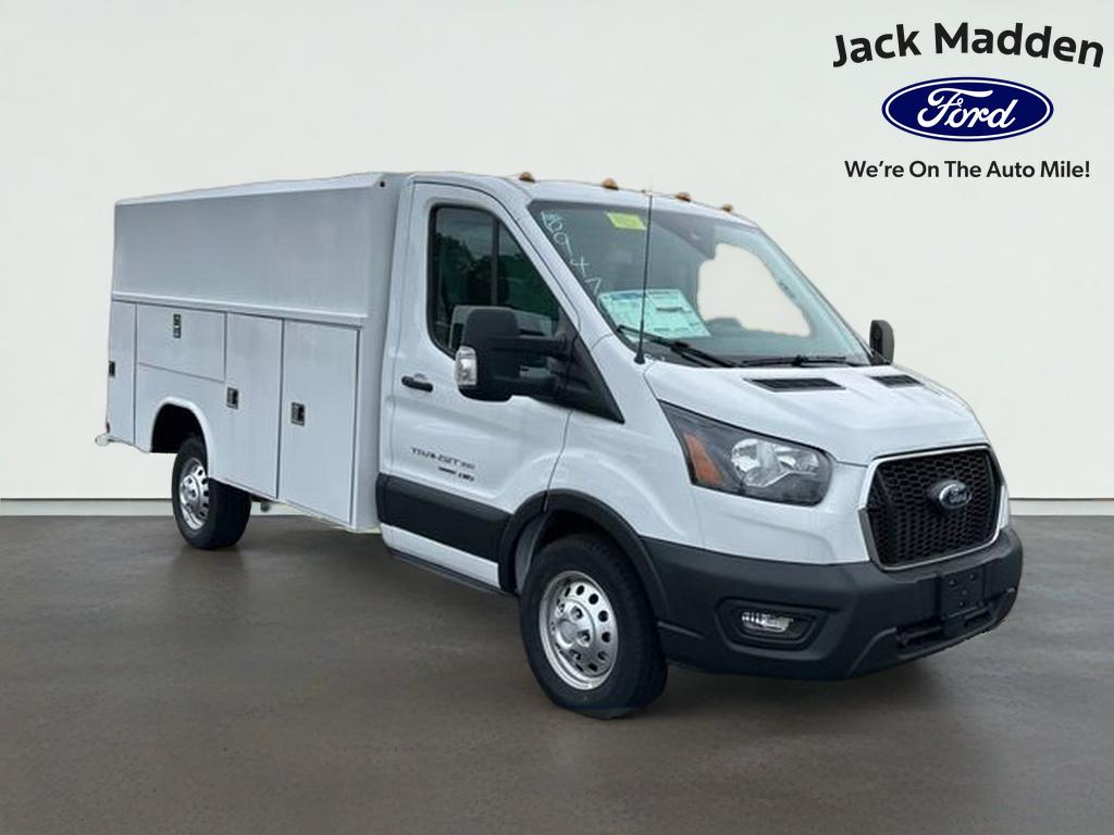 2024 Ford Transit Chassis Cab