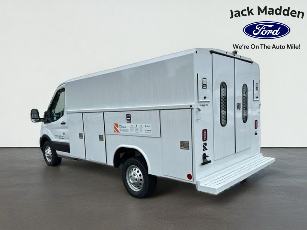 2024 Ford Transit Chassis Cab Base - Photo 7