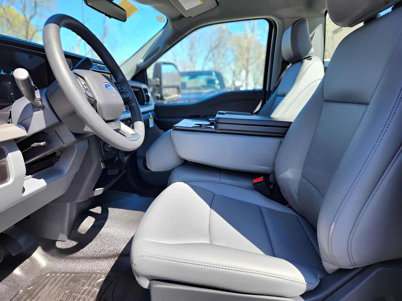 2026 Ford F-600SD XL