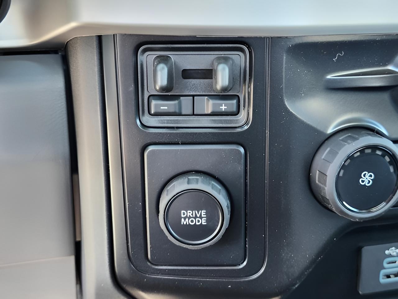 2026 Ford F-600SD XL