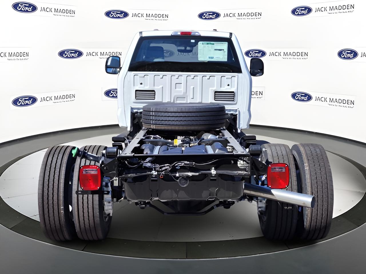 2026 Ford F-600SD XL