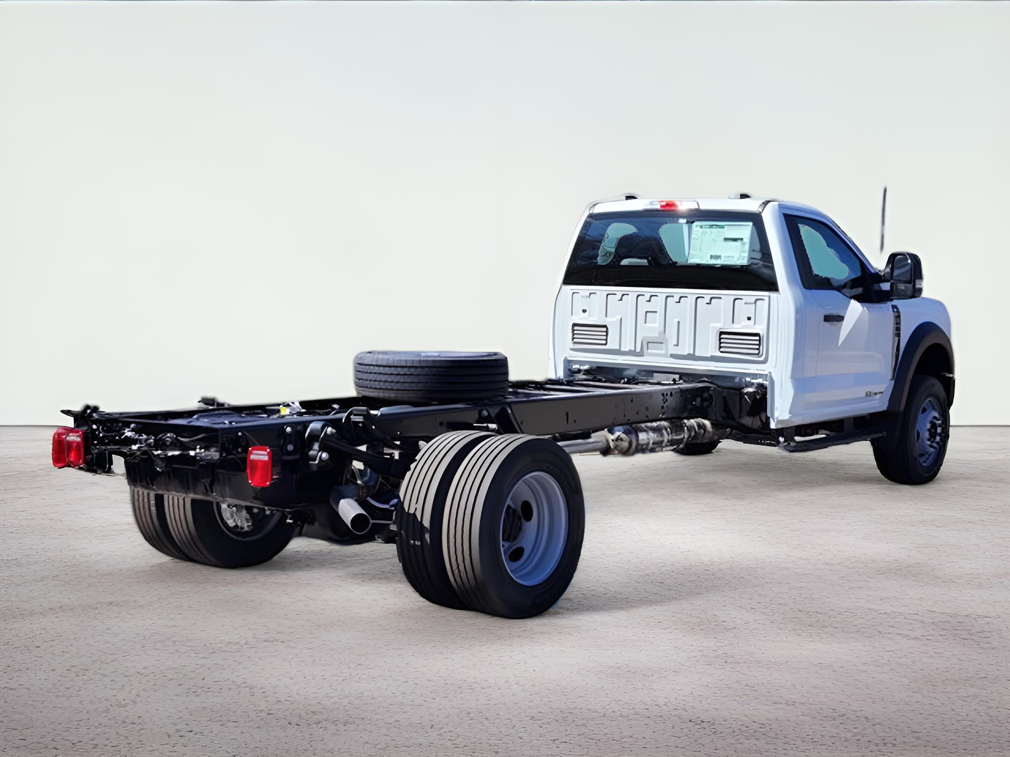 2026 Ford F-600SD XL