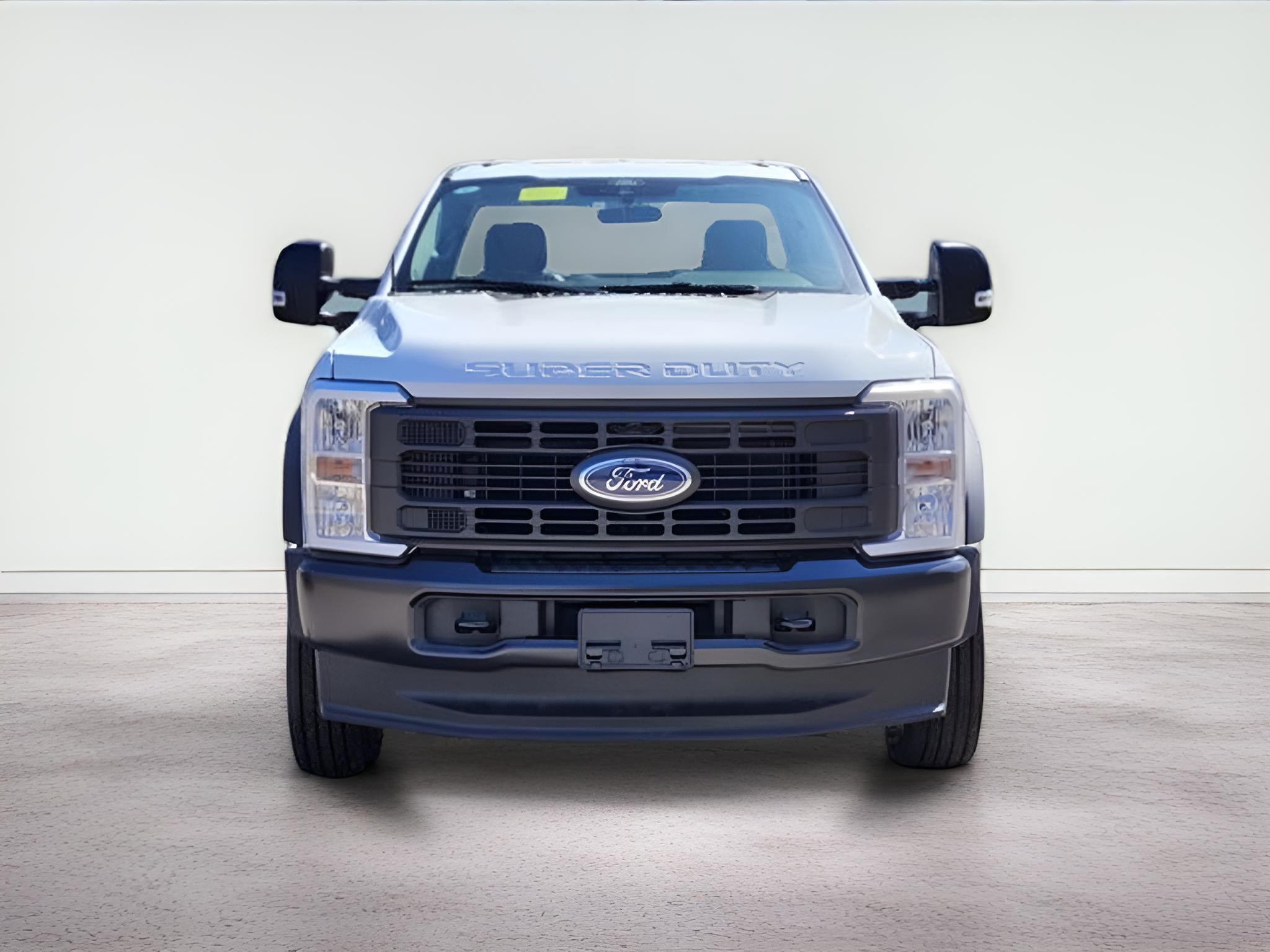 2026 Ford F-600SD XL