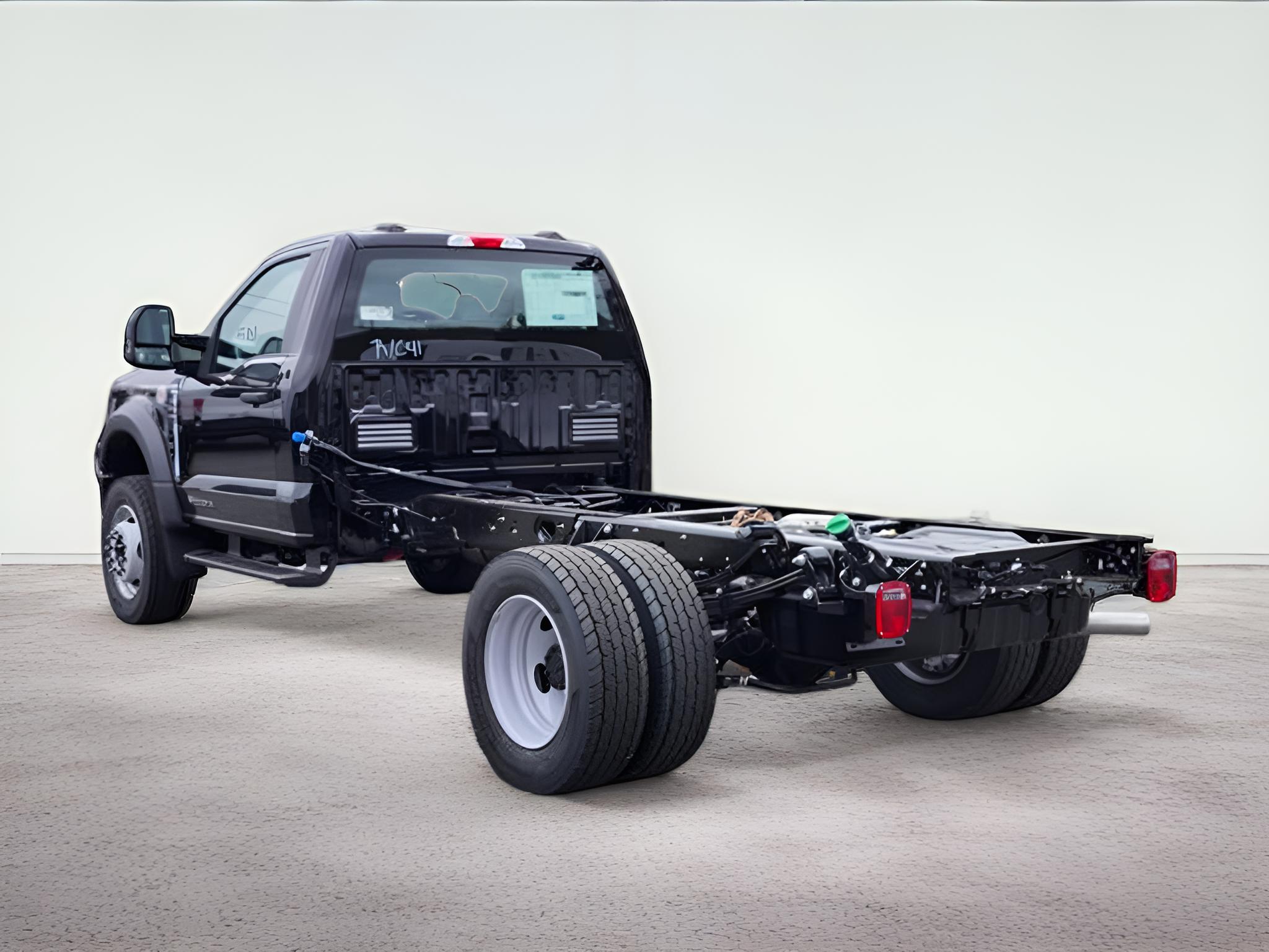 2026 Ford F-600SD XL