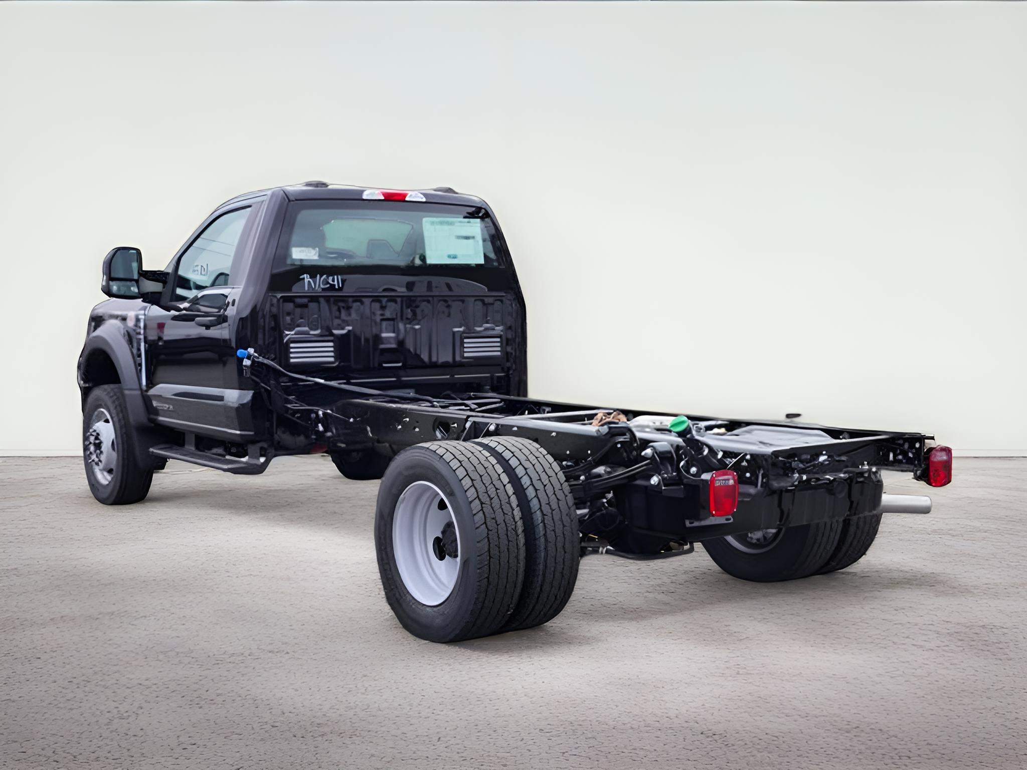 2026 Ford F-600SD XL