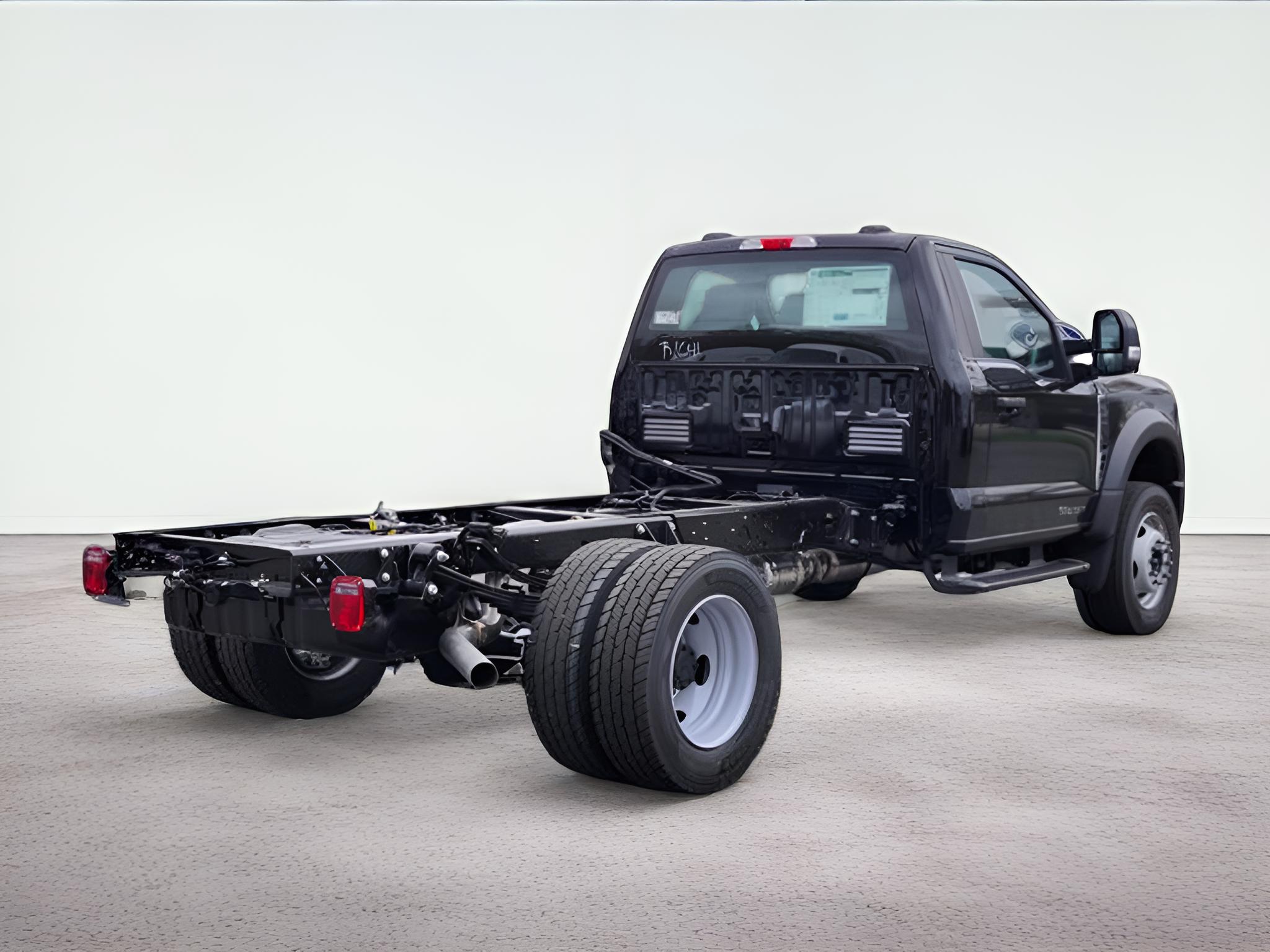2026 Ford F-600SD XL