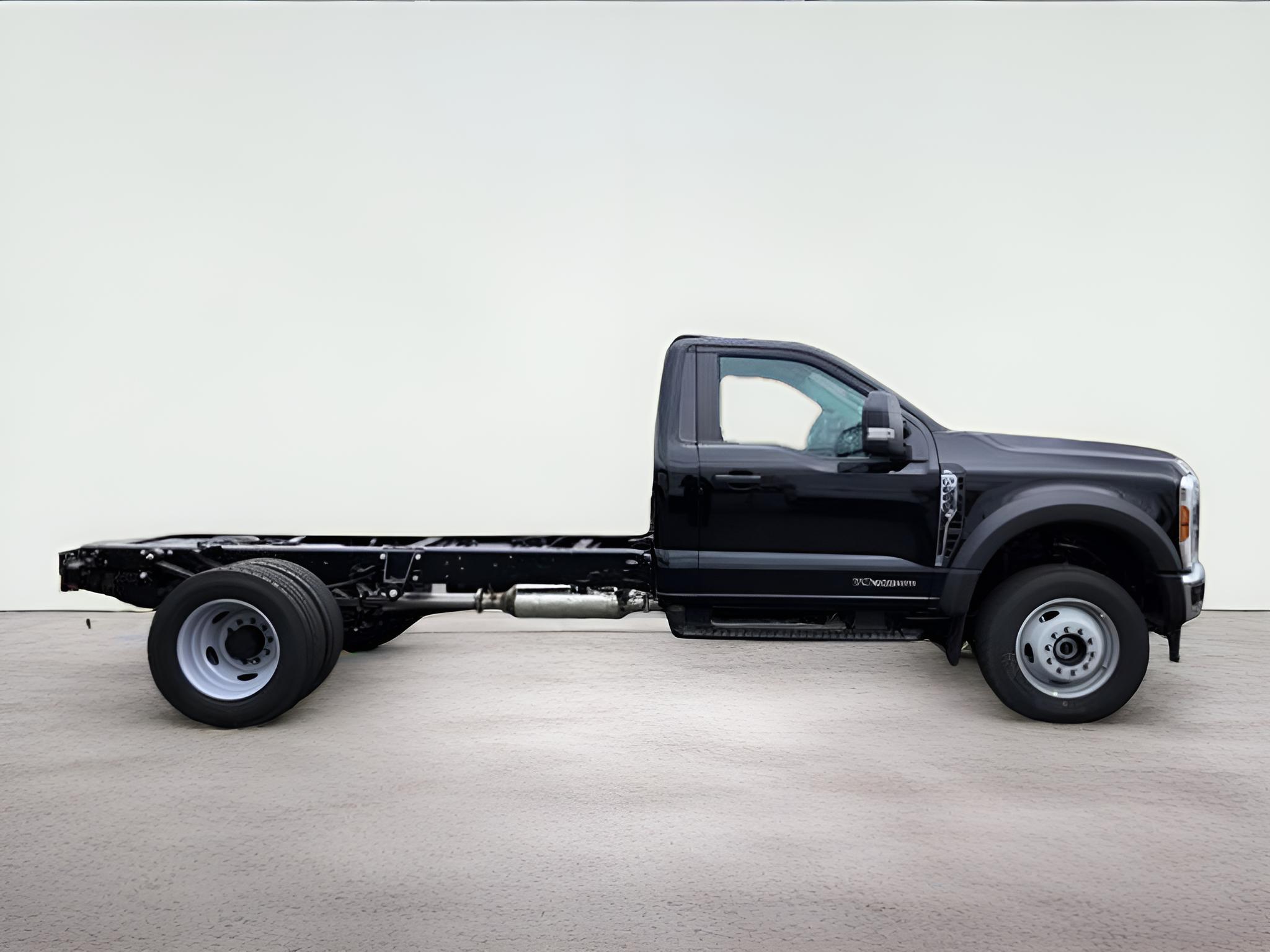2026 Ford F-600SD XL