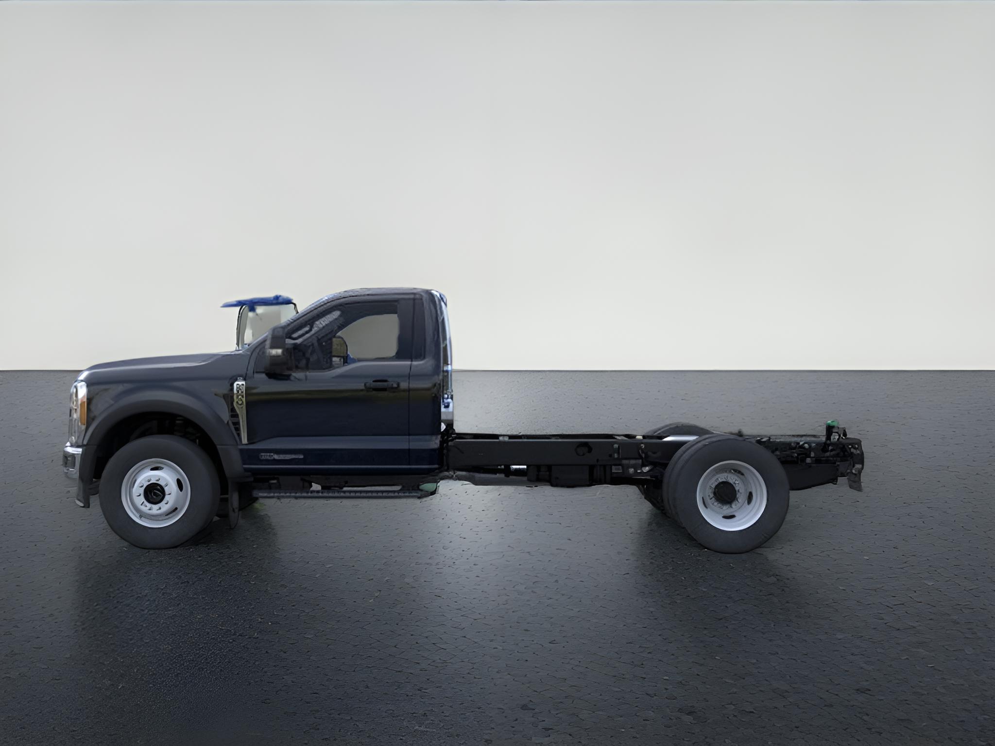 2026 Ford F-600SD XL