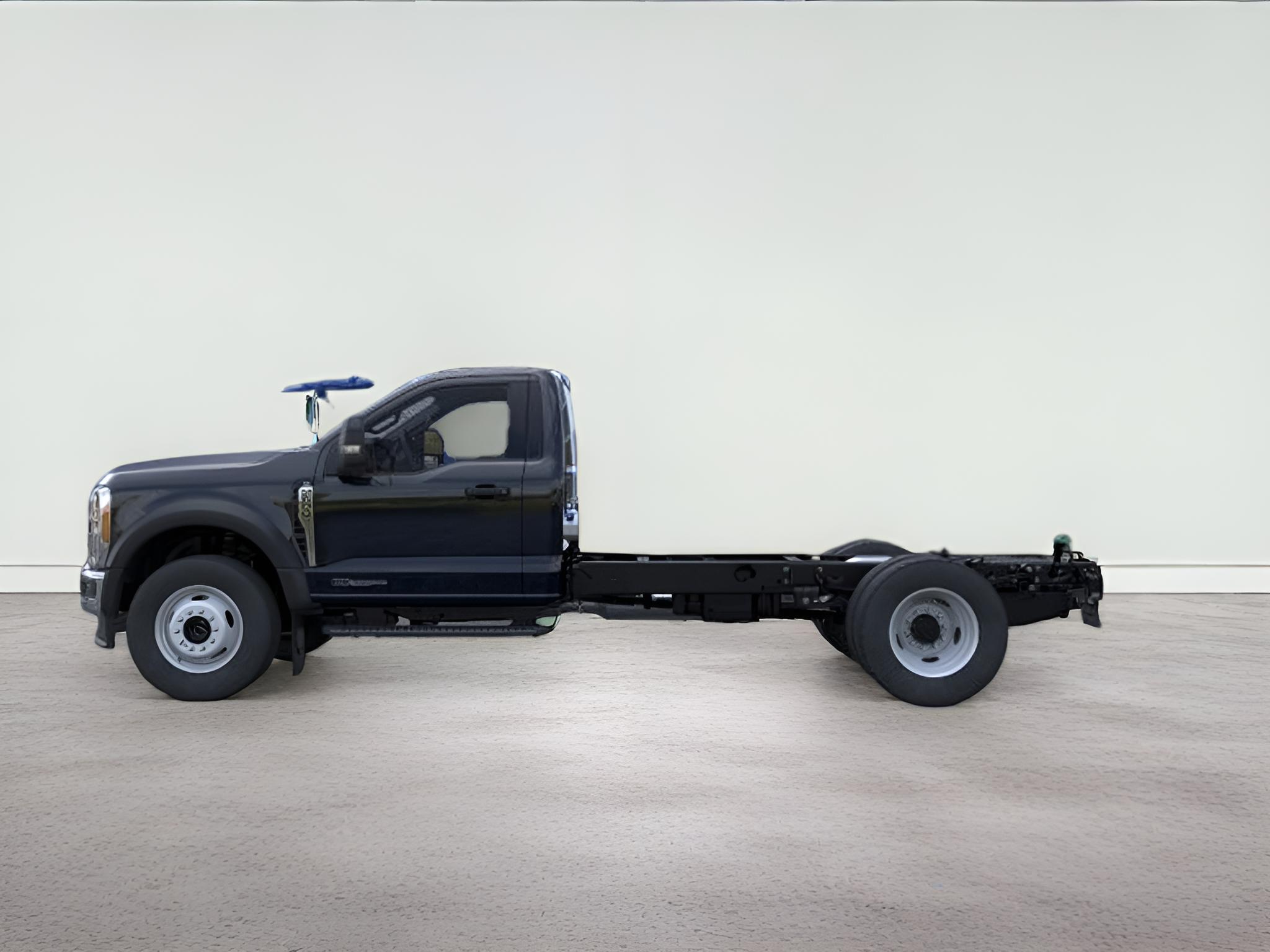2026 Ford F-600SD XL