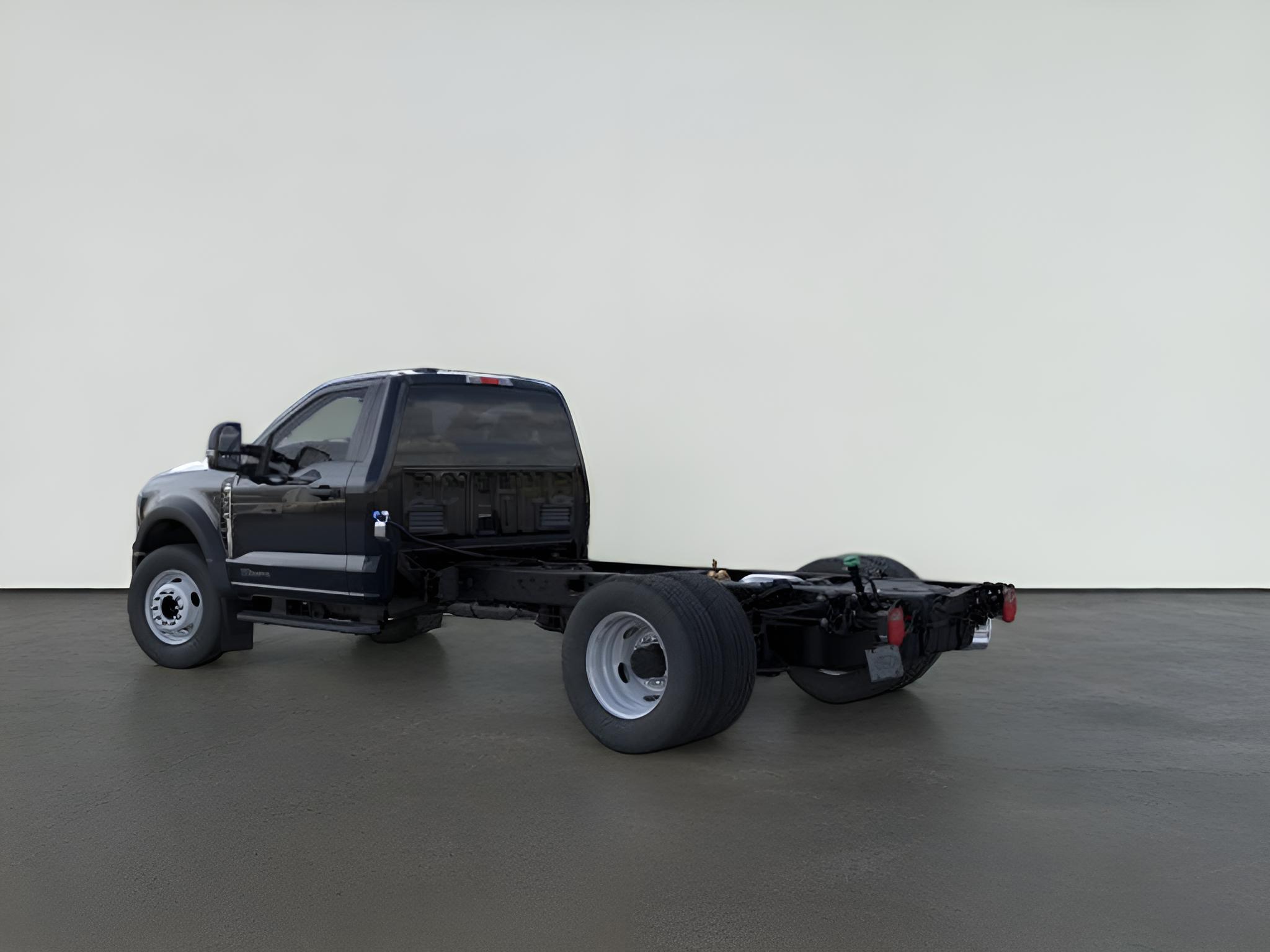 2026 Ford F-600SD XL