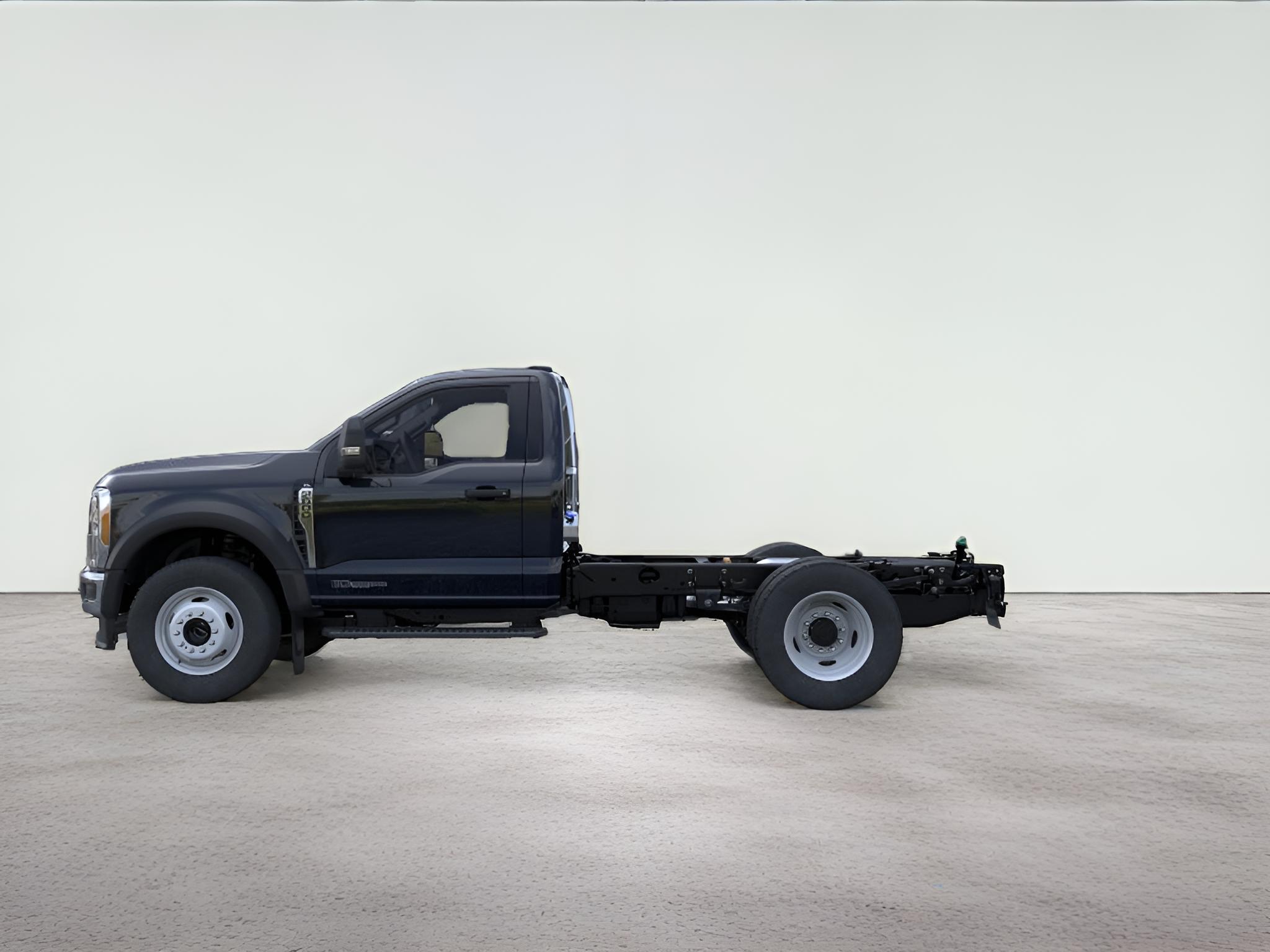 2026 Ford F-600SD XL