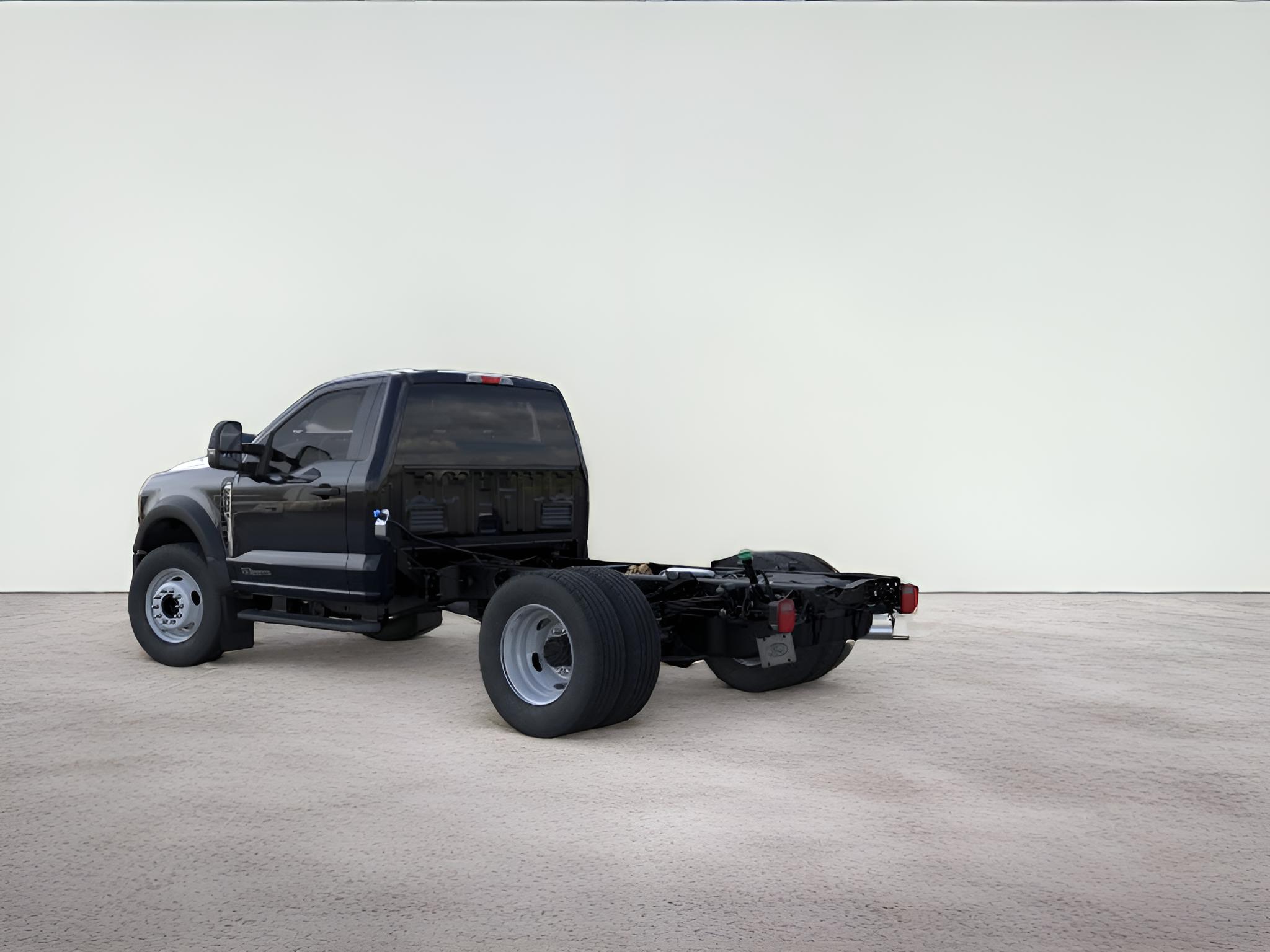 2026 Ford F-600SD XL