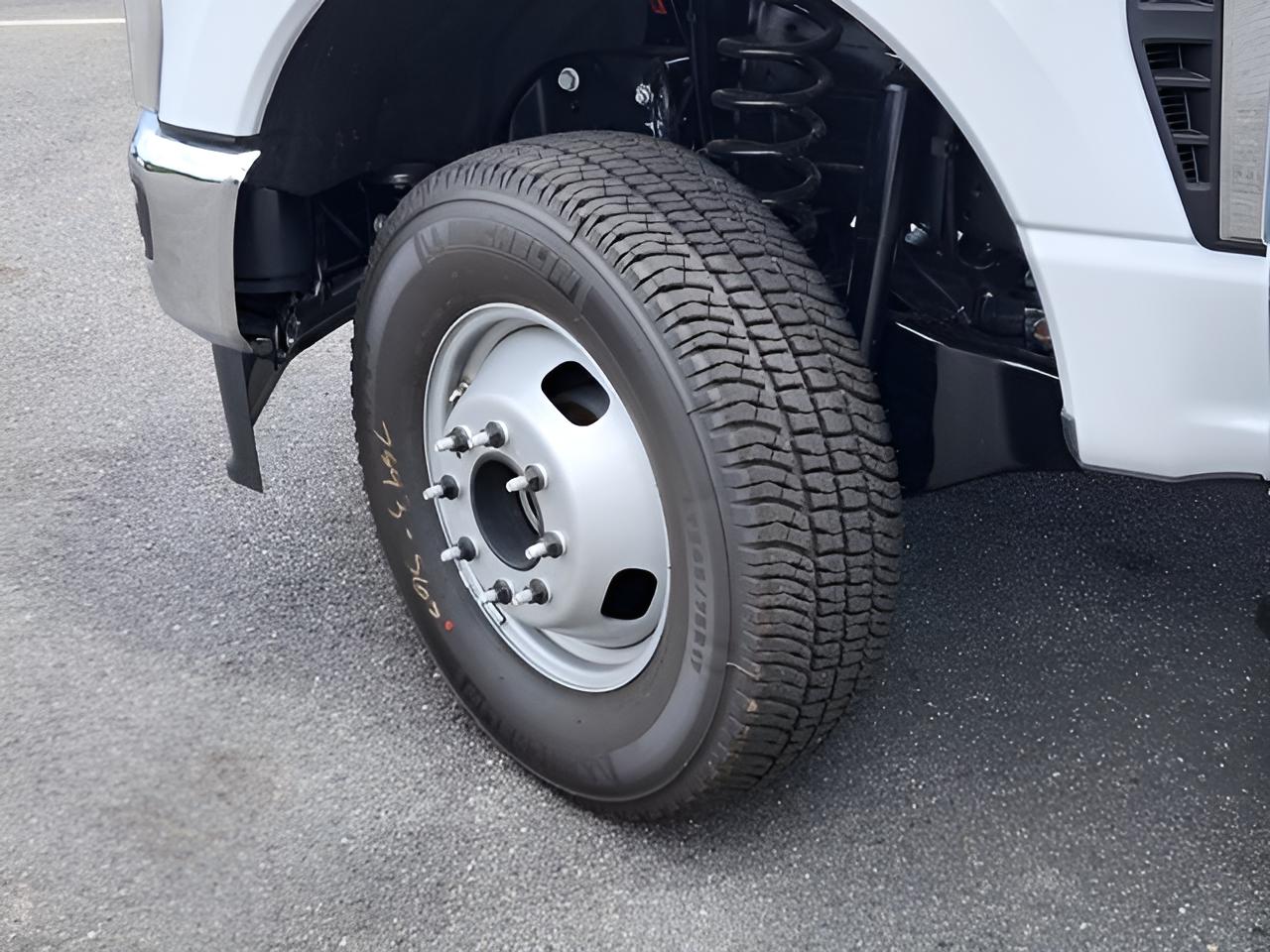 2026 Ford F-350SD XL DRW