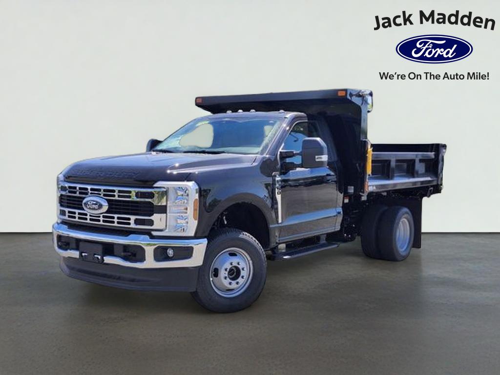 2026 Ford F-350 XL 4x4 Regular Cab 145-In DRW's photo