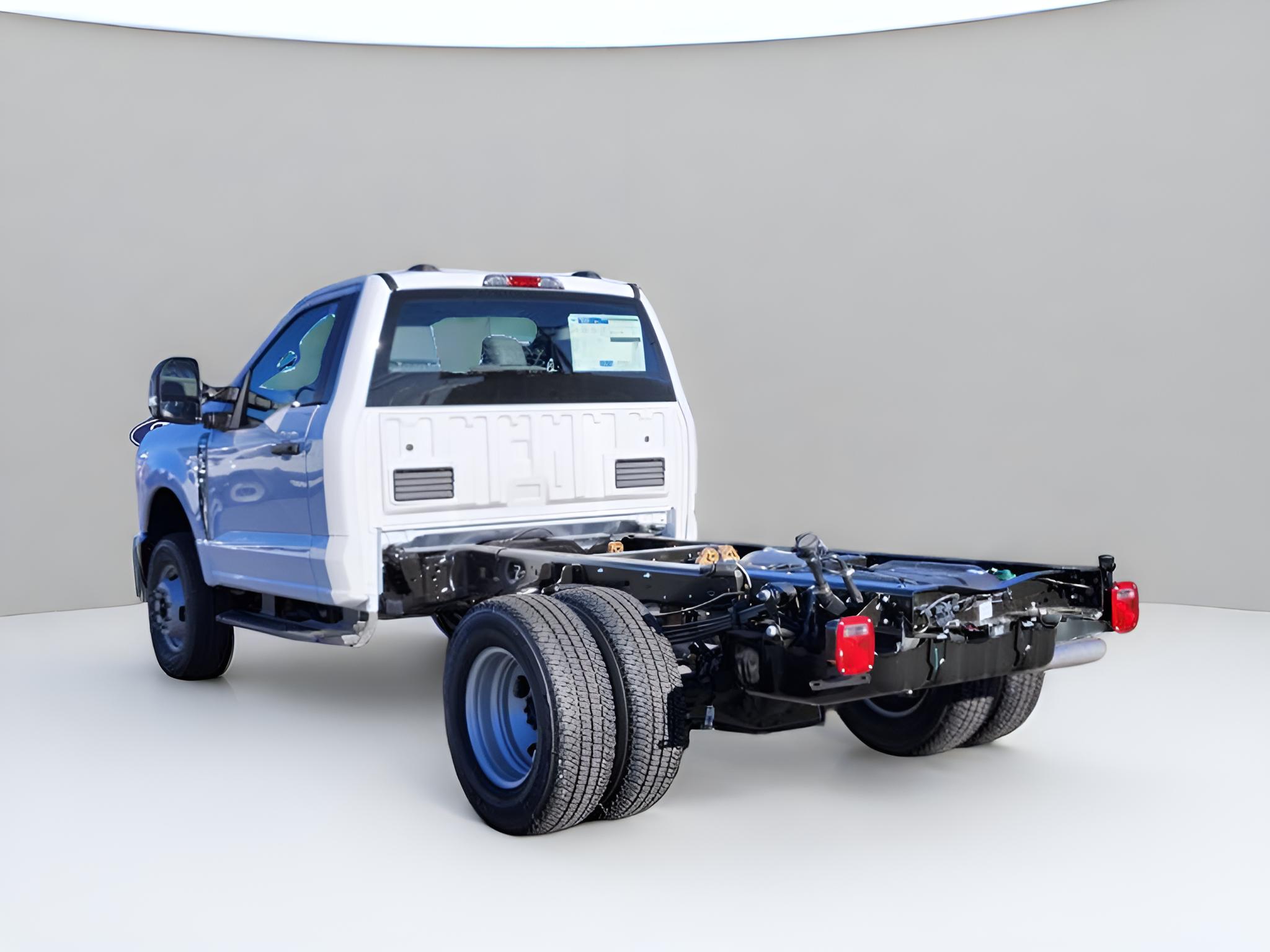 2026 Ford F-350SD XL DRW