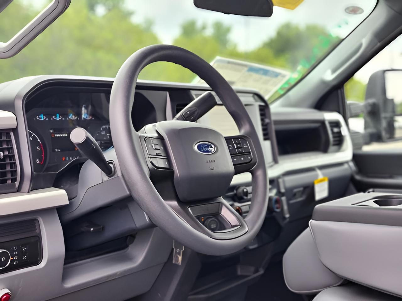 2026 Ford F-350SD XL DRW