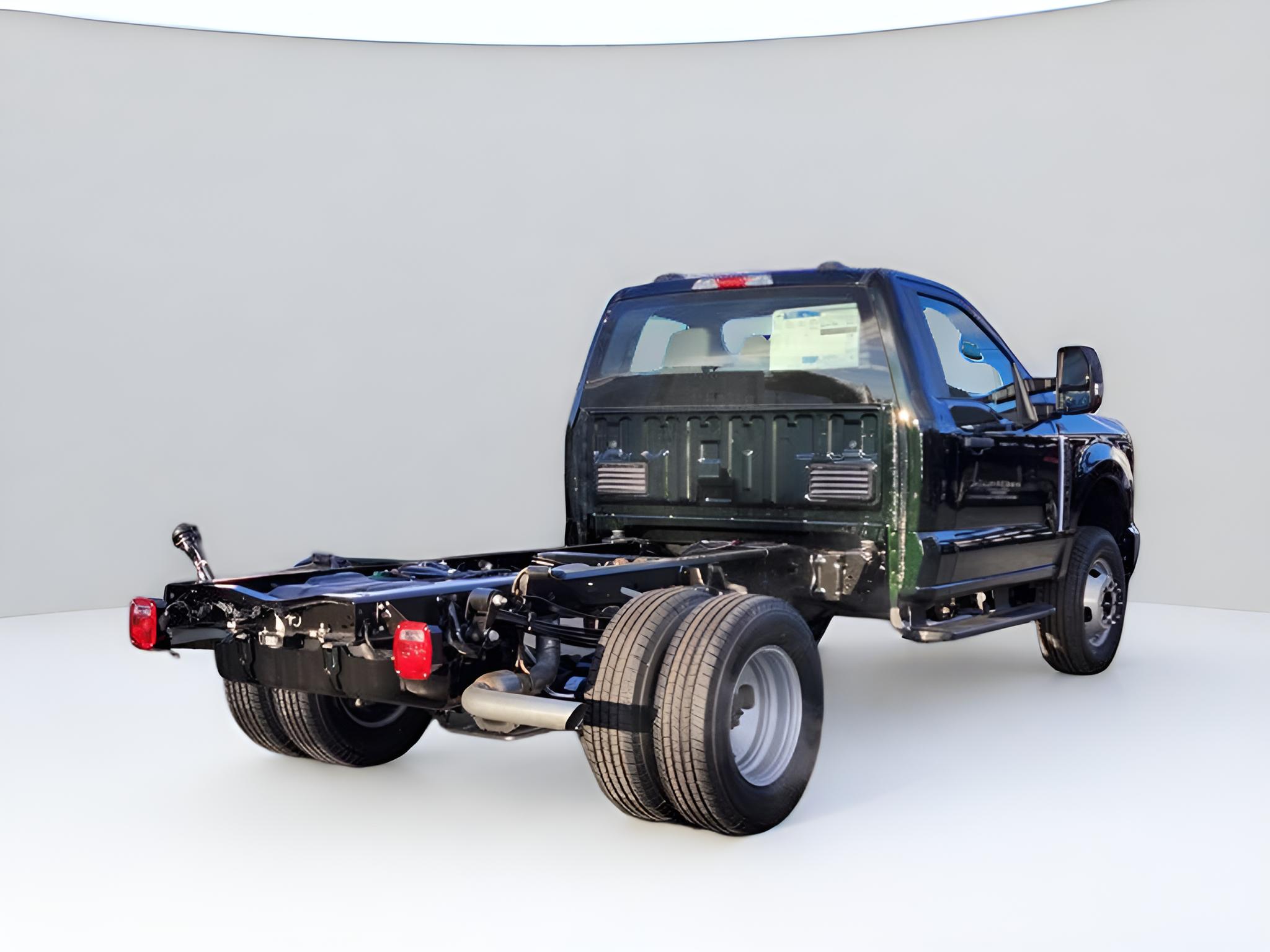 2026 Ford F-350SD XL DRW