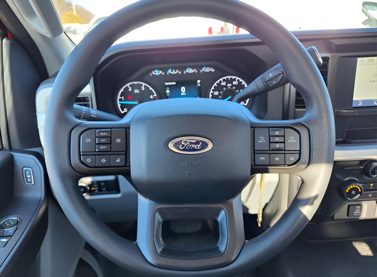 2025 Ford F-350SD XL DRW w/ Reading Steel Service Body