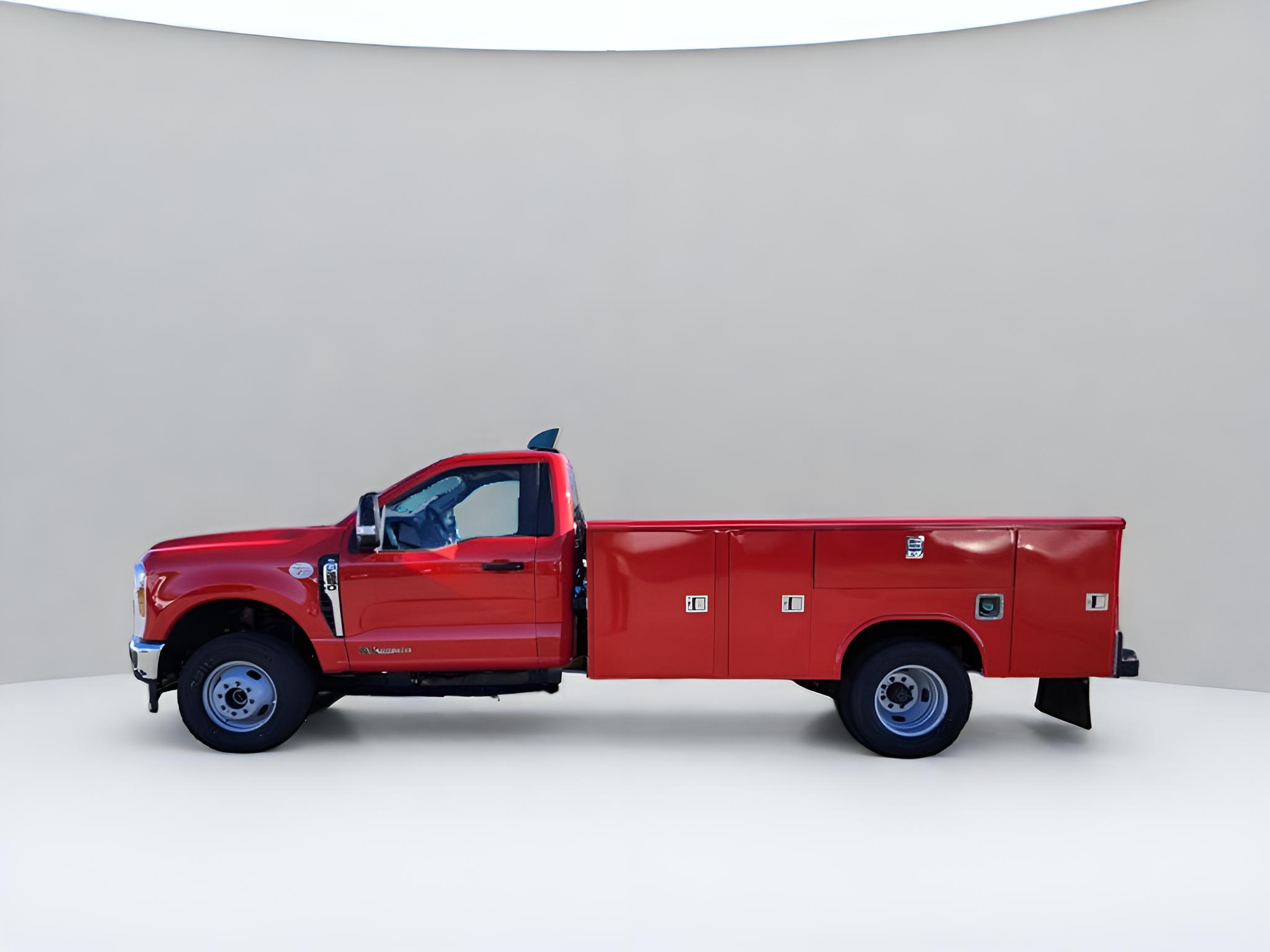 2025 Ford F-350SD XL DRW w/ Reading Steel Service Body