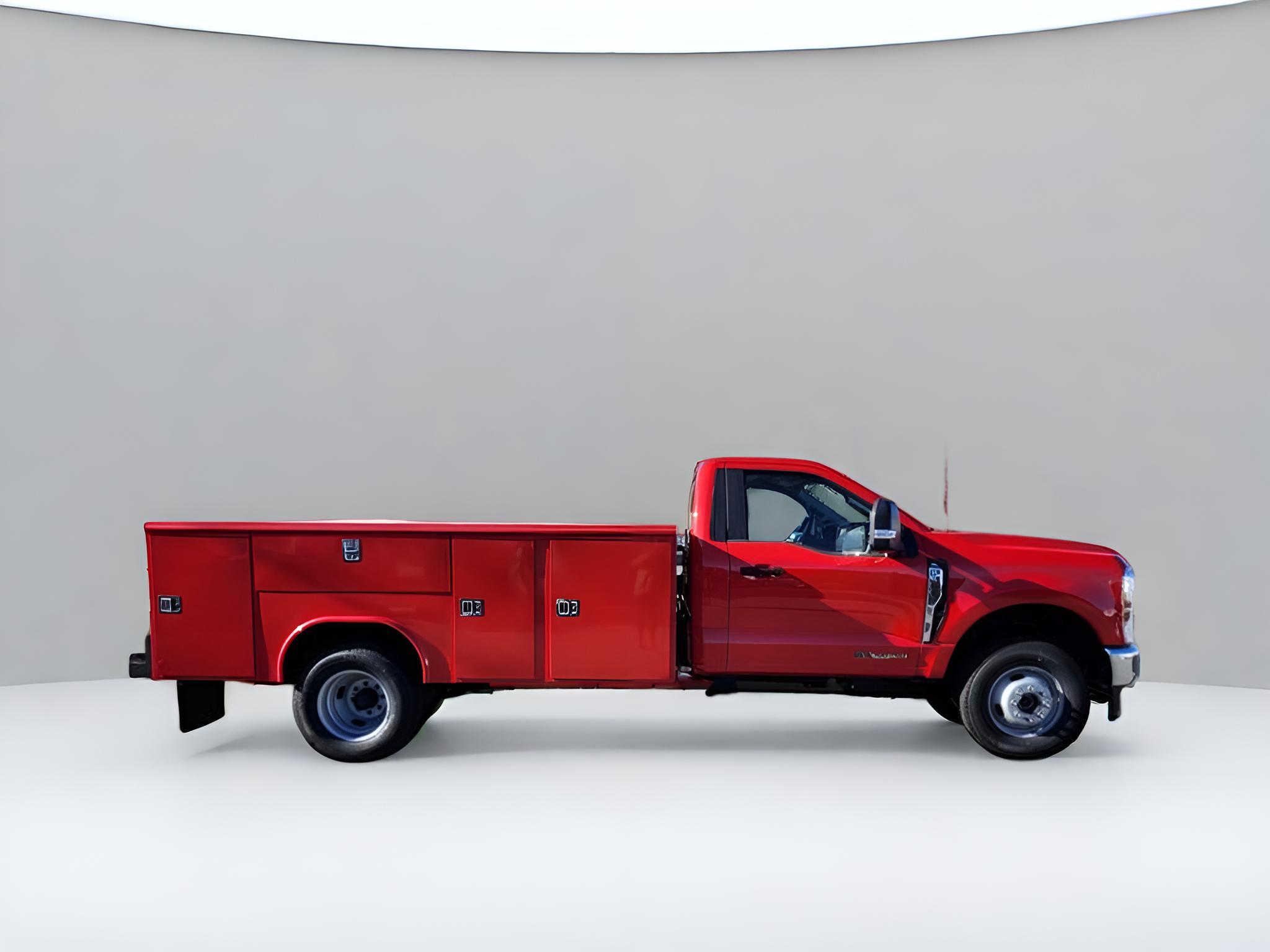 2025 Ford F-350SD XL DRW w/ Reading Steel Service Body