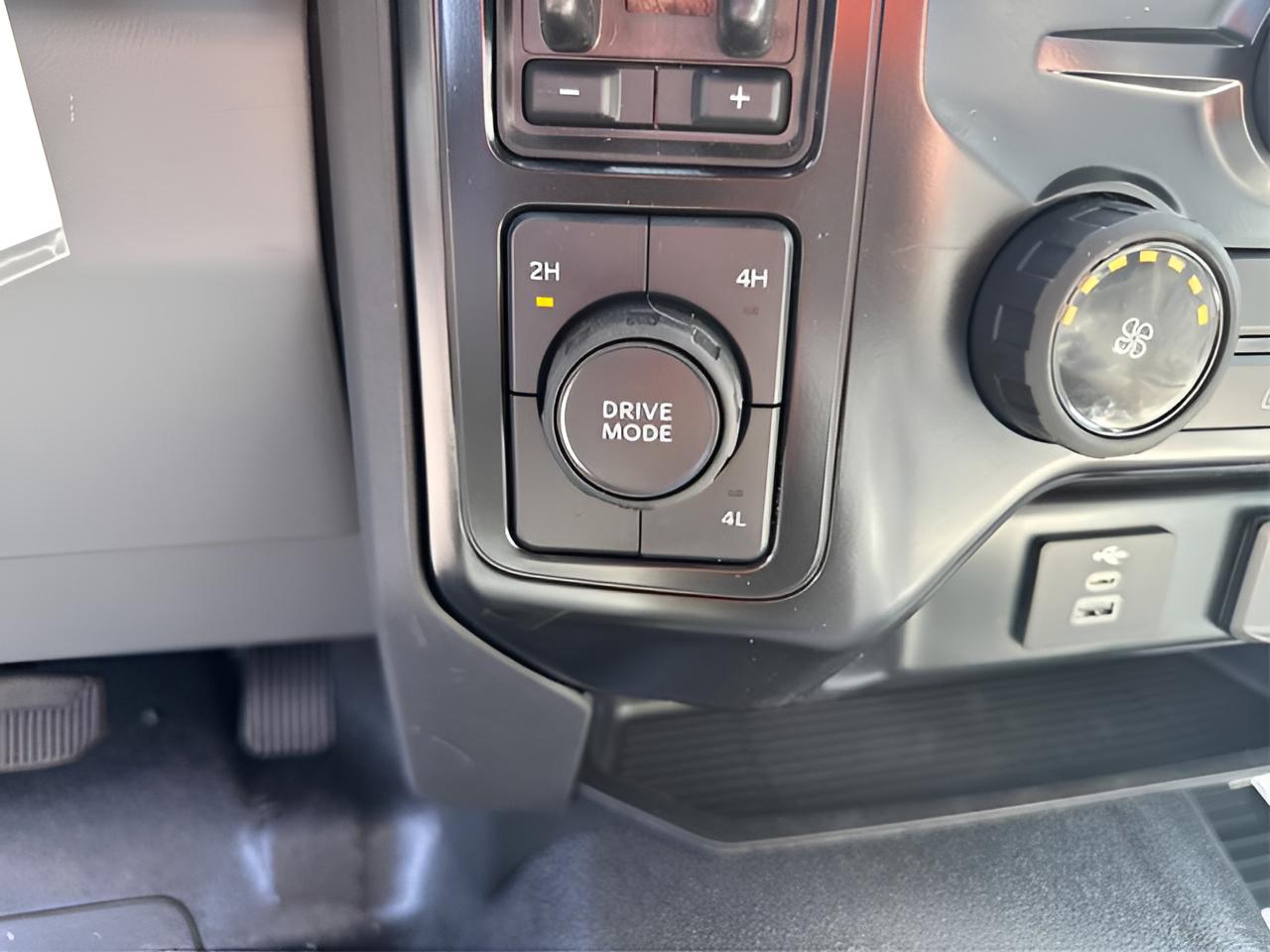 2025 Ford F-550SD XL DRW