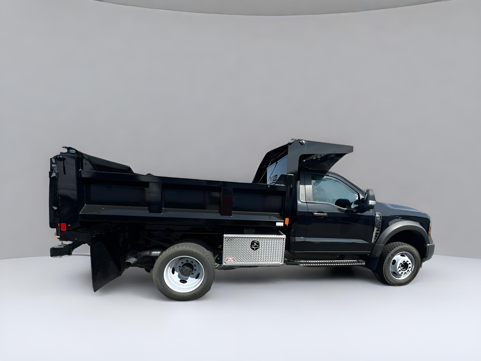 2025 Ford F-550SD XL DRW