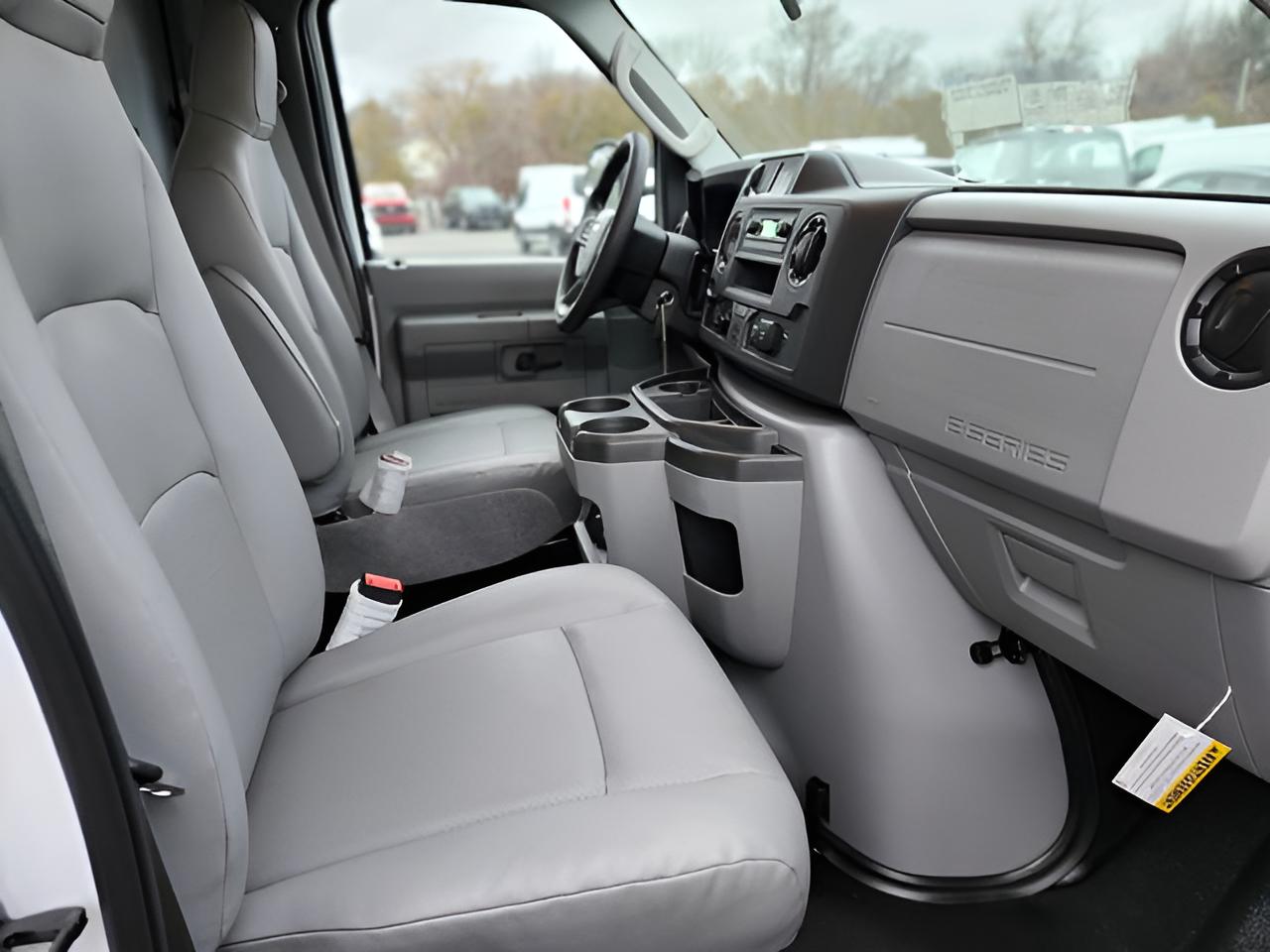 2026 Ford E-350SD Base Cutaway