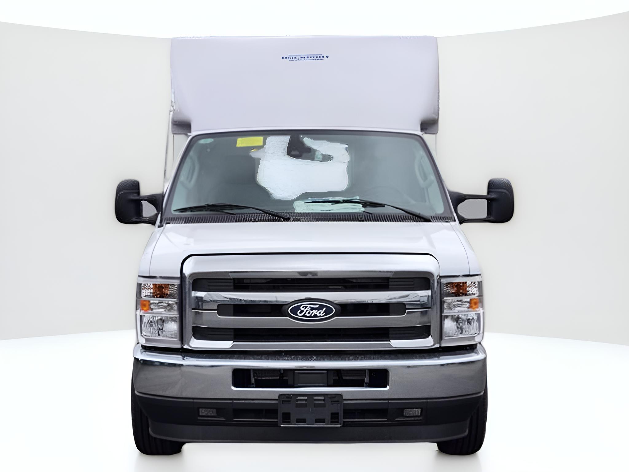 2026 Ford E-350SD Base Cutaway