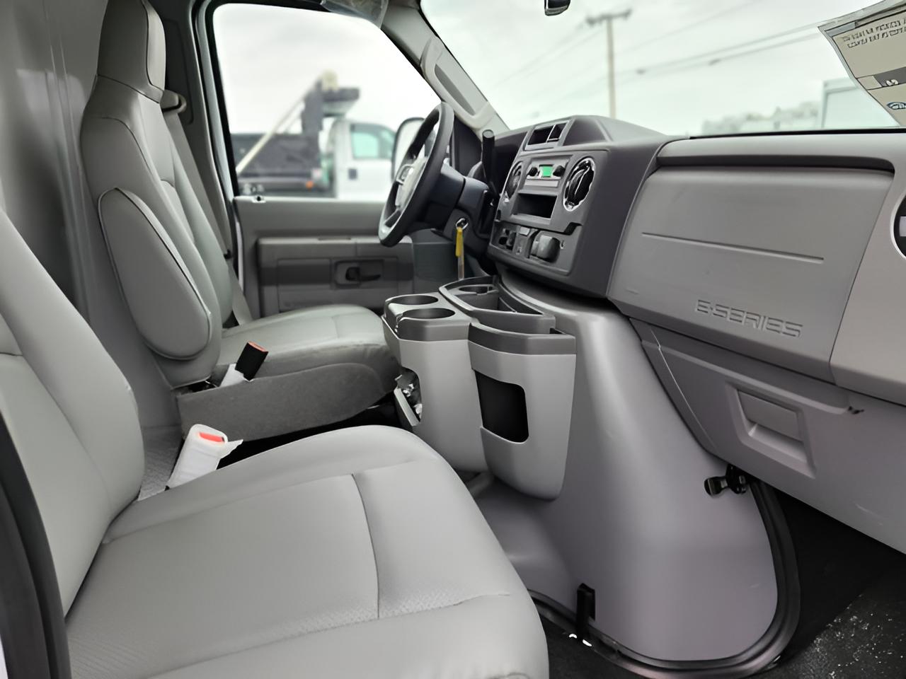 2026 Ford E-350SD Base Cutaway