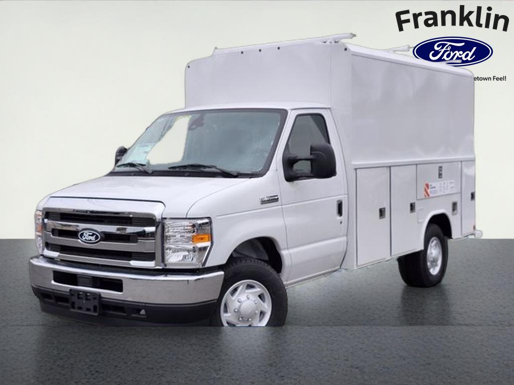 2026 Ford E-350SD Base Cutaway