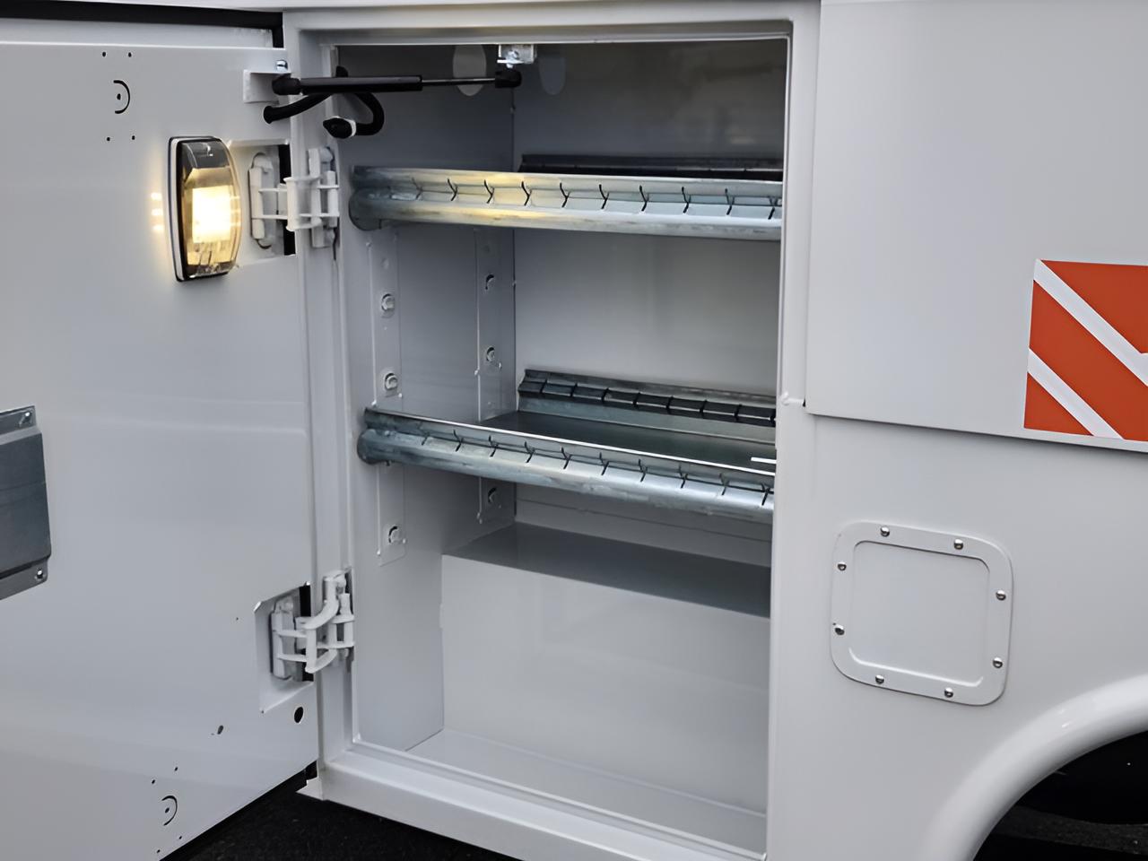 2026 Ford E-350SD Base Cutaway