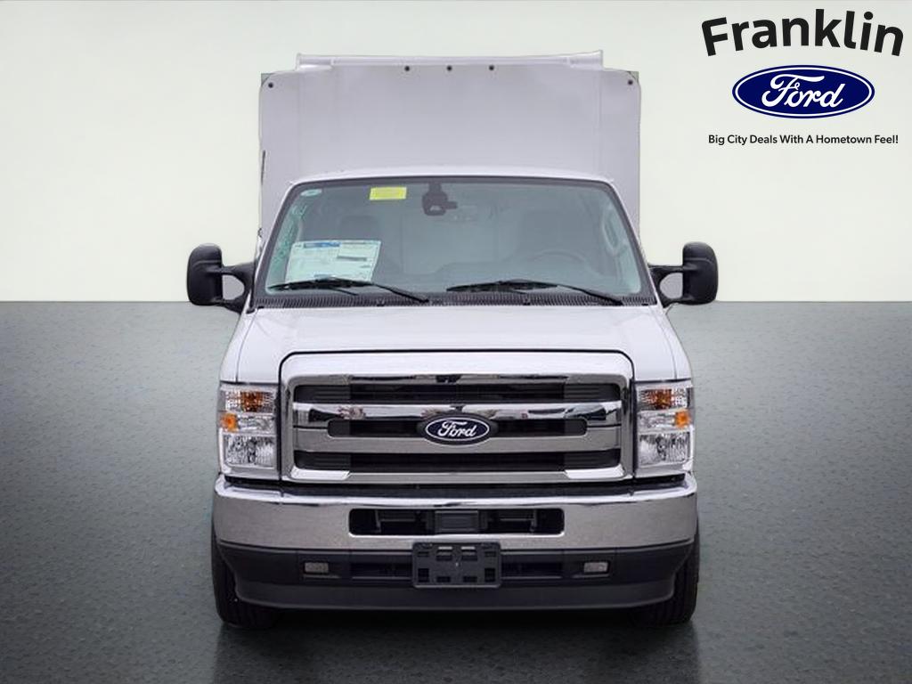 2026 Ford E-350SD Base Cutaway