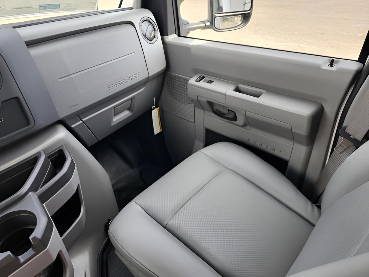 2026 Ford E-350SD Base Cutaway