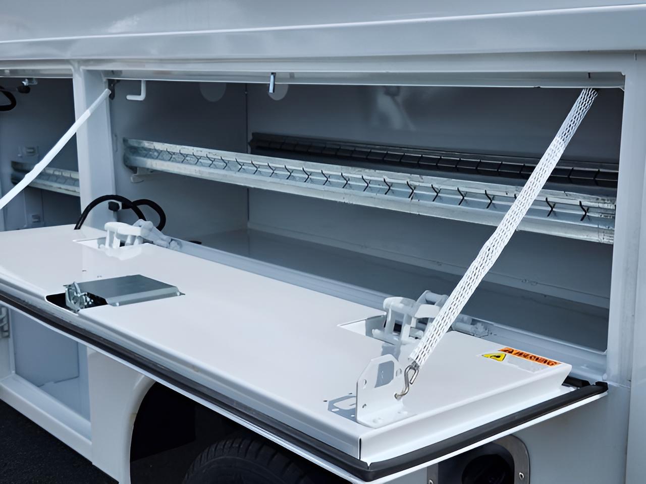 2026 Ford E-350SD Base Cutaway