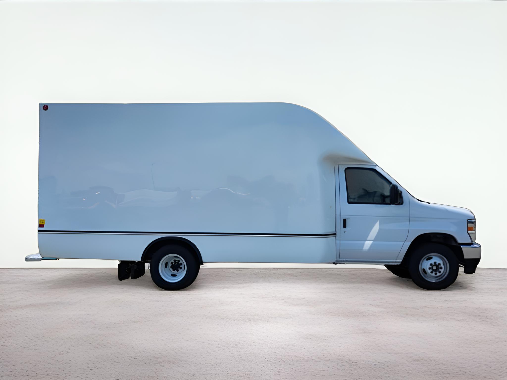 2027 Ford E-350SD Base Cutaway