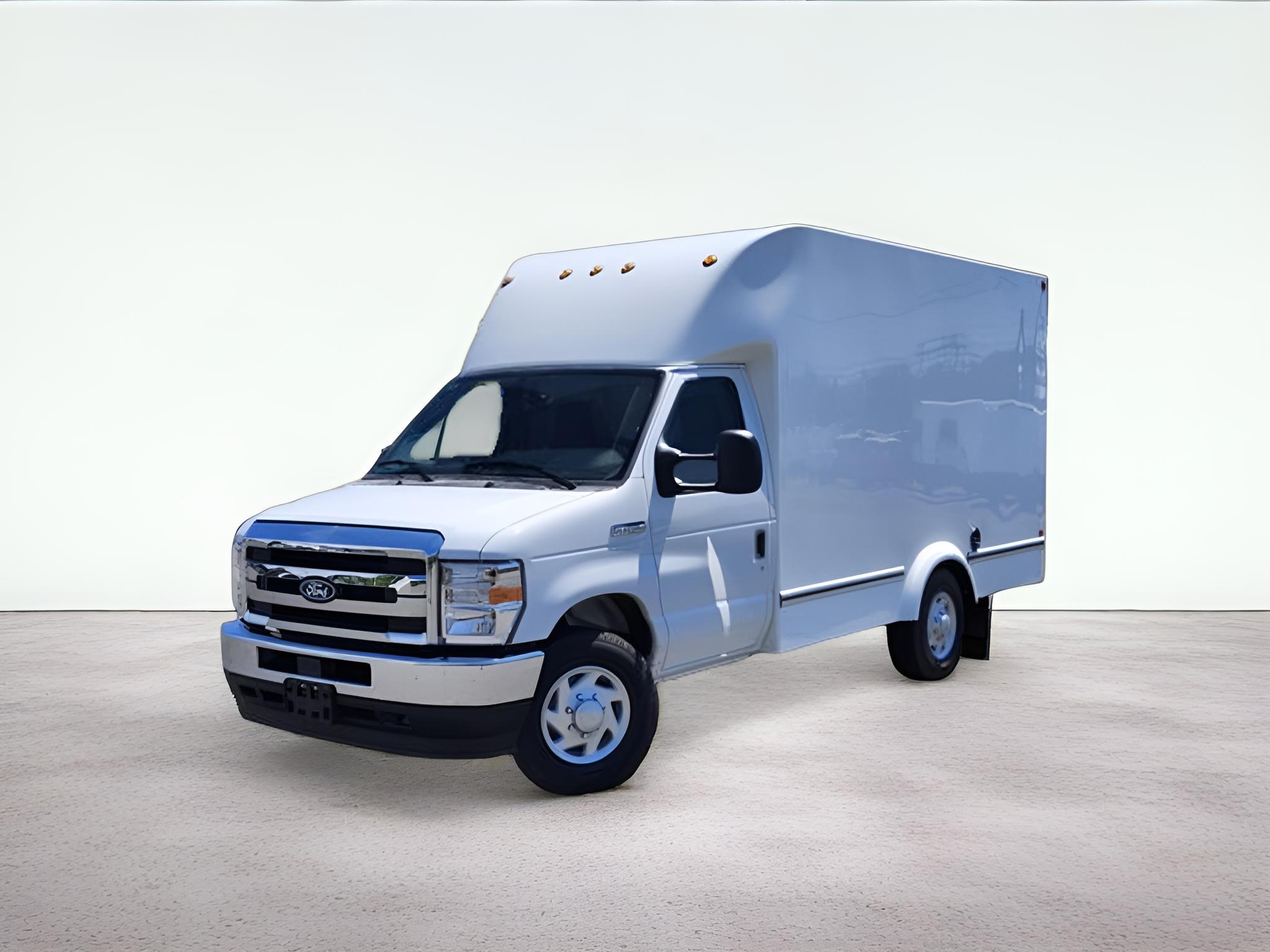 2027 Ford E-350SD Base Cutaway