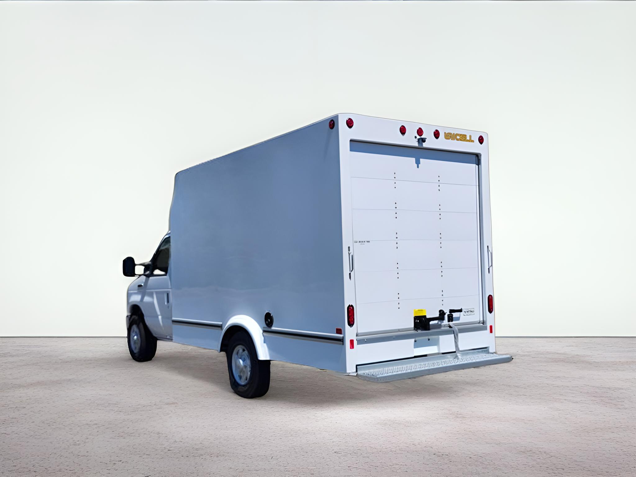 2027 Ford E-350SD Base Cutaway
