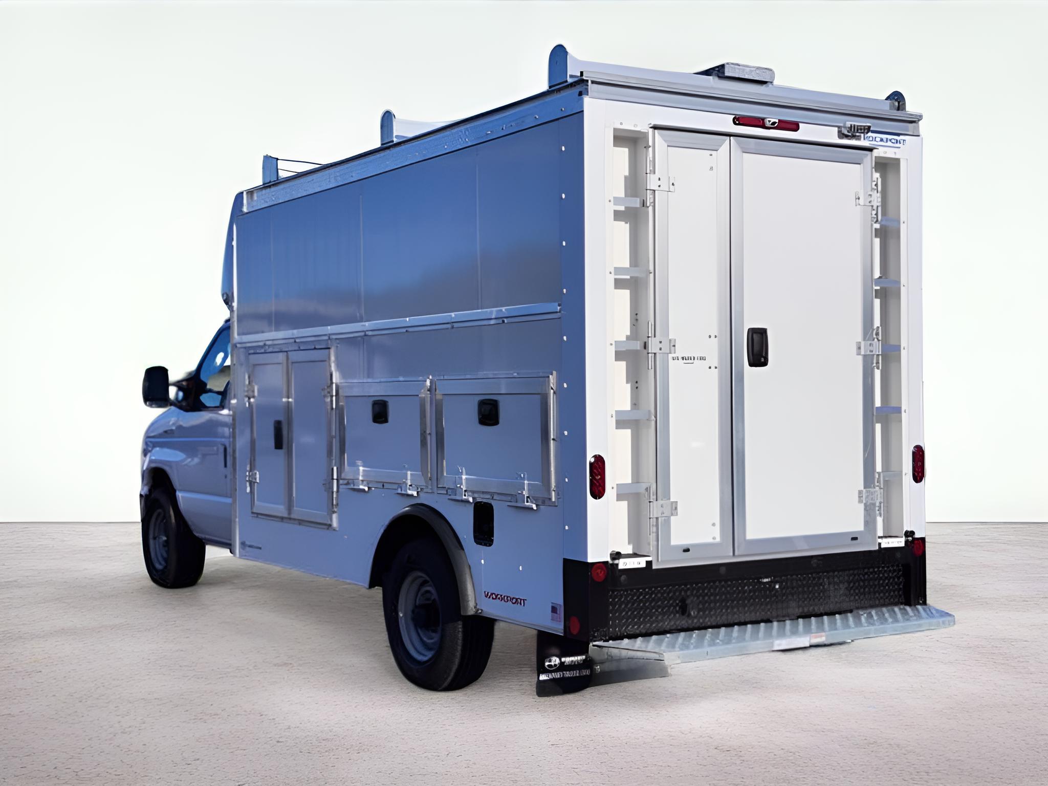 2026 Ford E-350SD Base Cutaway