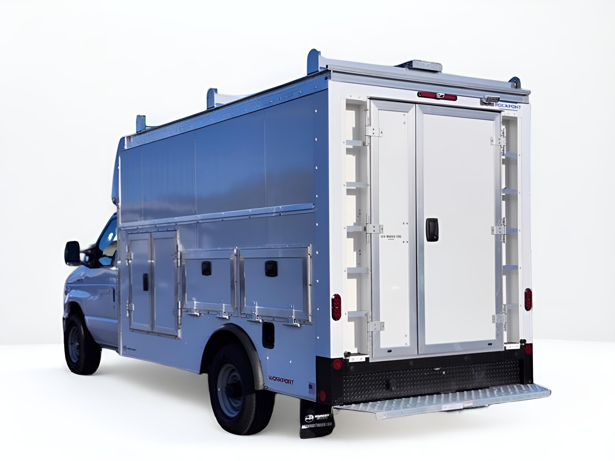 2026 Ford E-350SD Base Cutaway