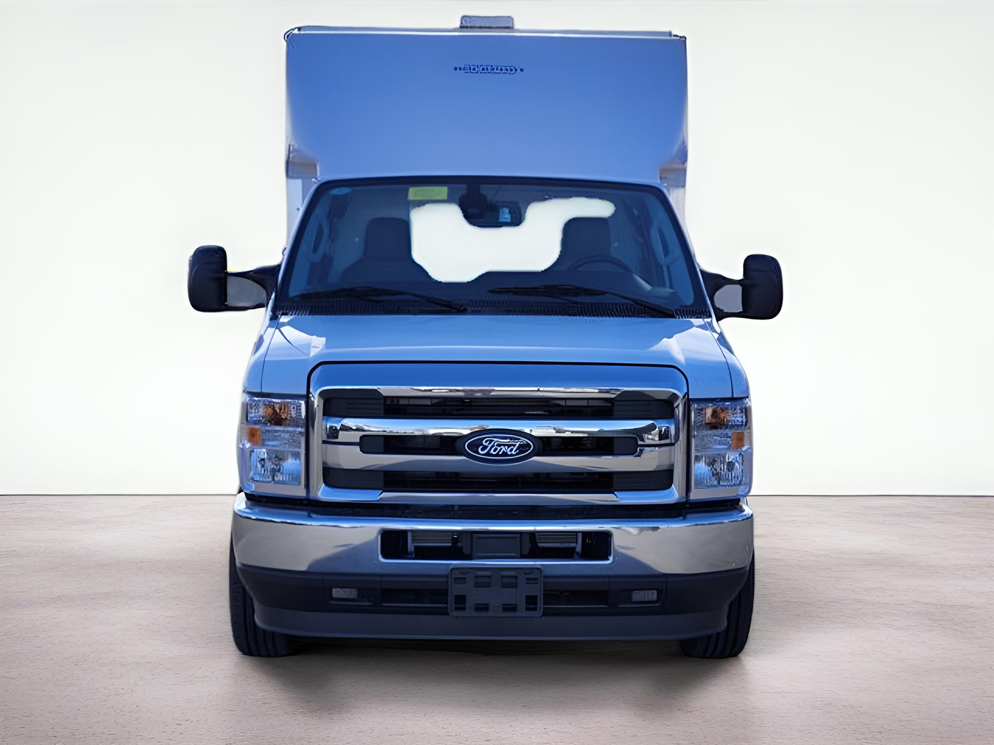 2026 Ford E-350SD Base Cutaway