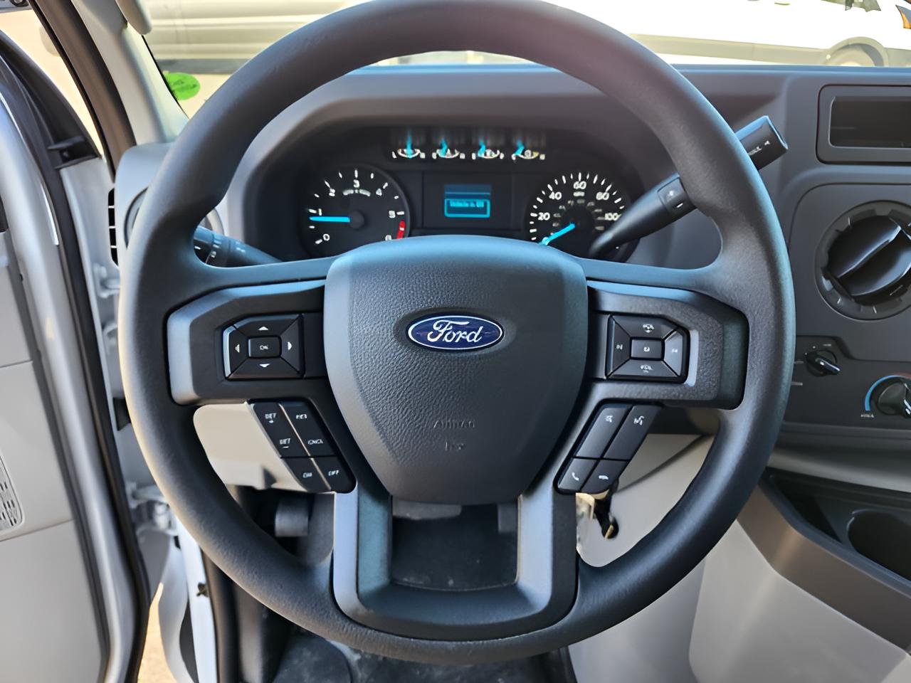 2026 Ford E-350SD Base Cutaway