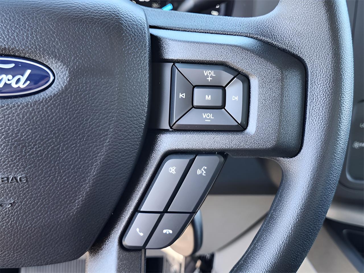 2026 Ford E-350SD Base Cutaway