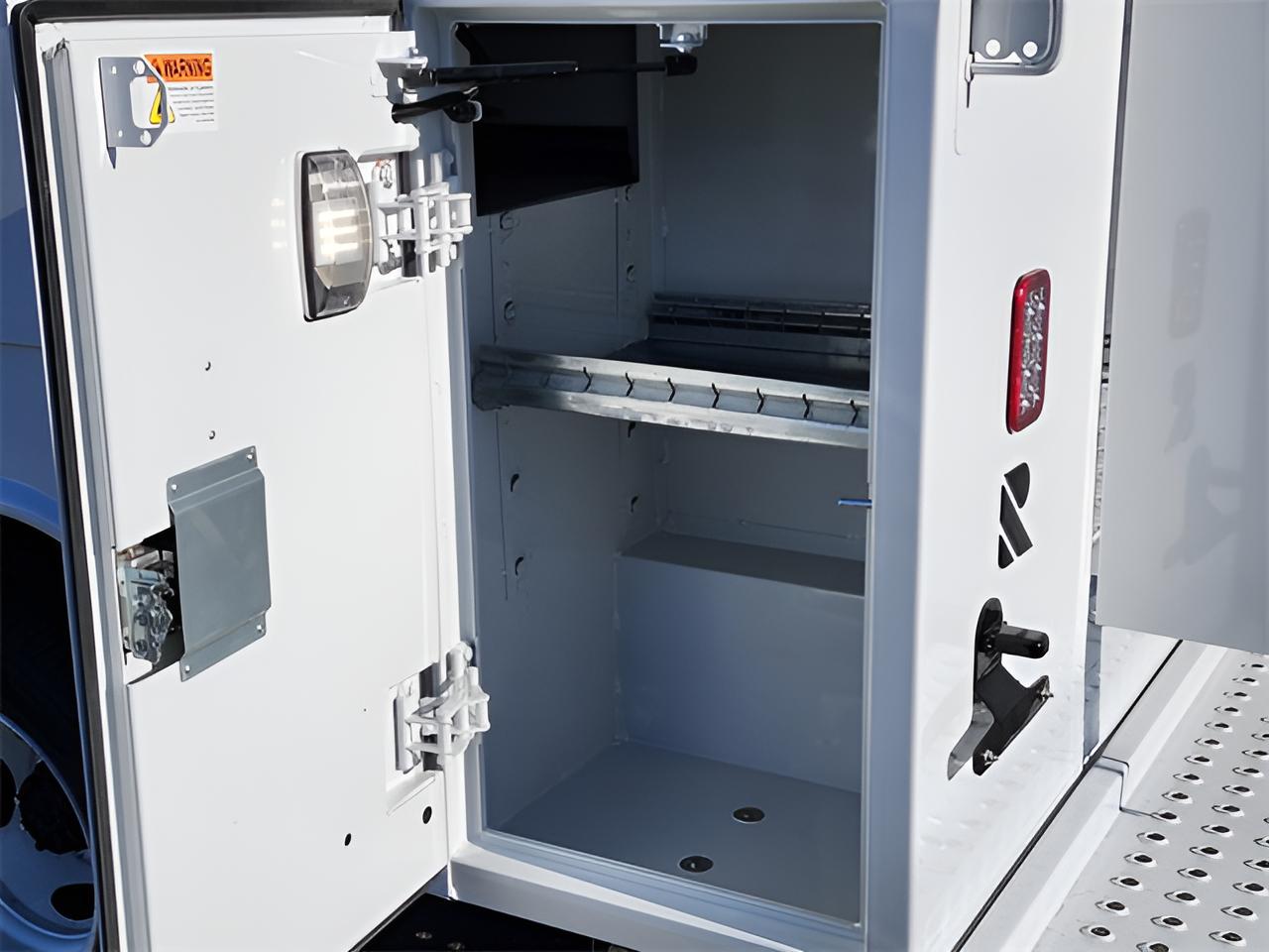 2026 Ford E-350SD Base Cutaway