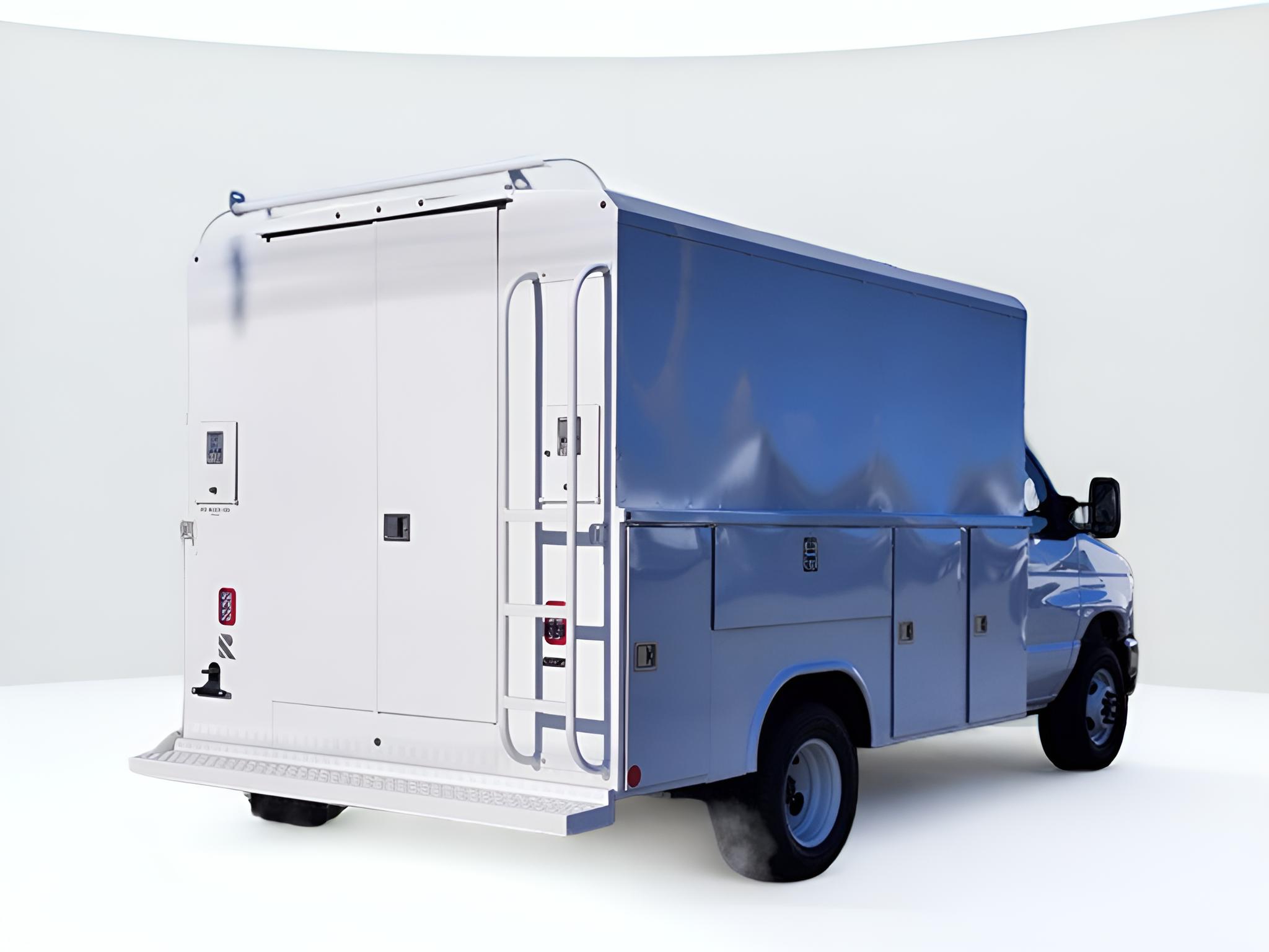 2026 Ford E-350SD Base Cutaway