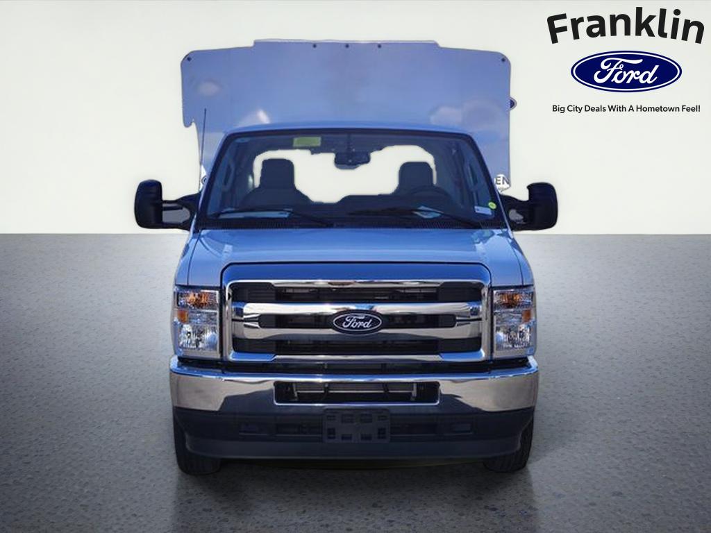 2026 Ford E-350SD Base Cutaway
