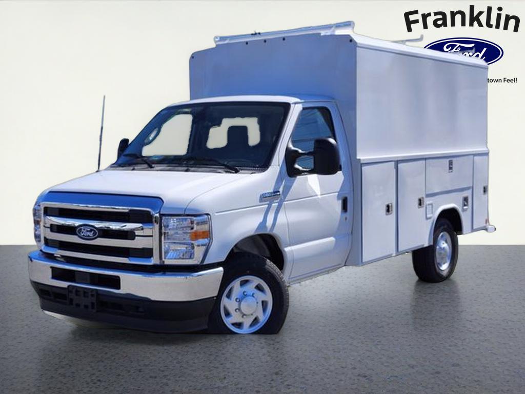 2026 Ford E-350SD Base Cutaway