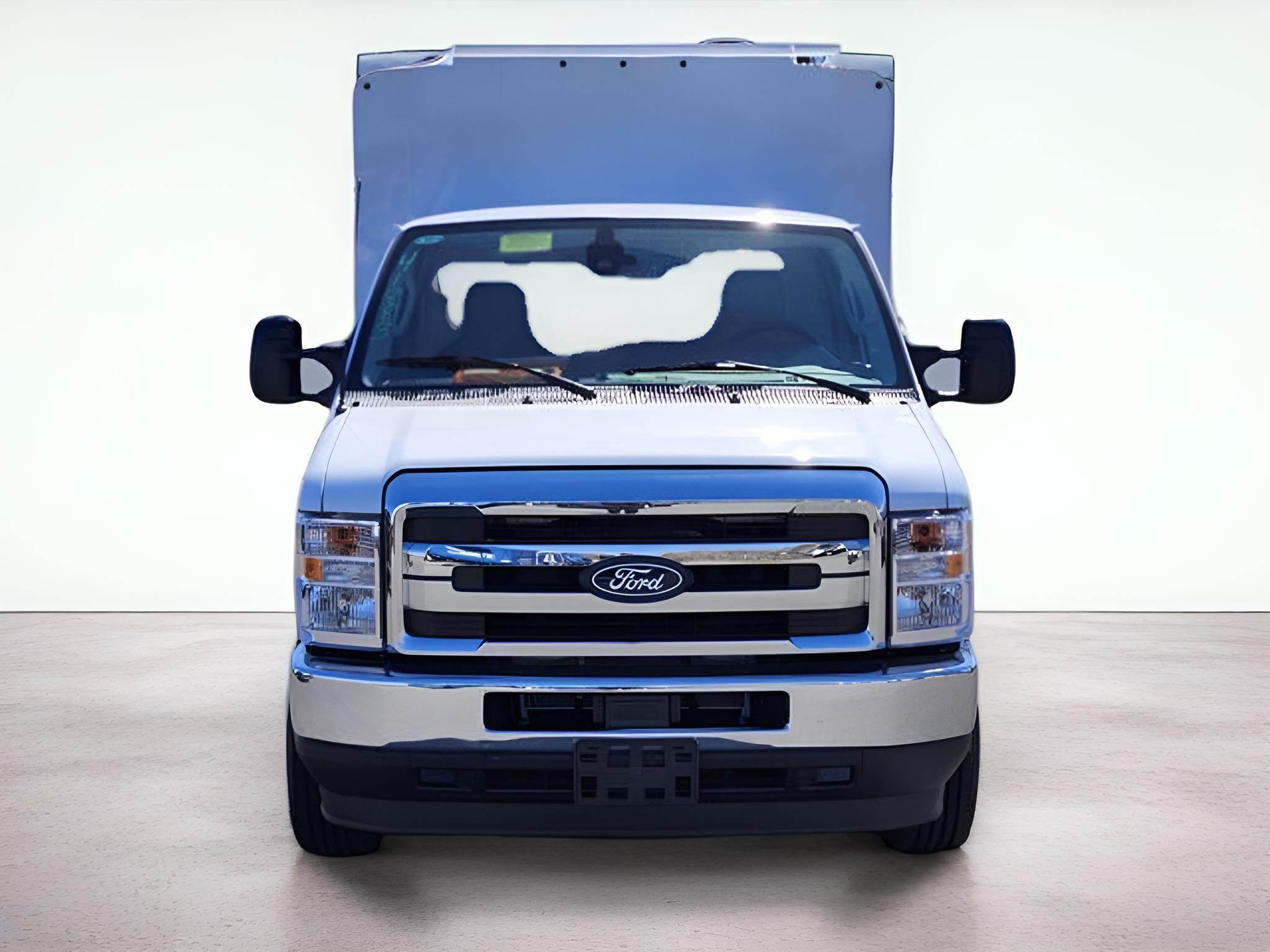 2026 Ford E-350SD Base Cutaway